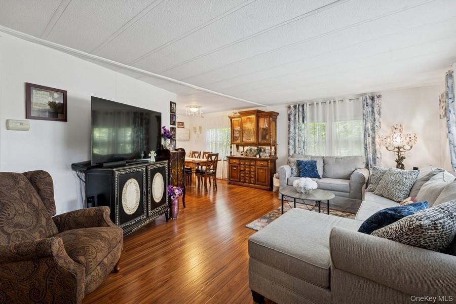 #14 photo, 1661-364 Old Country Road Pondwood #364 Road, サフォーク郡 Riverhead , NY 11901