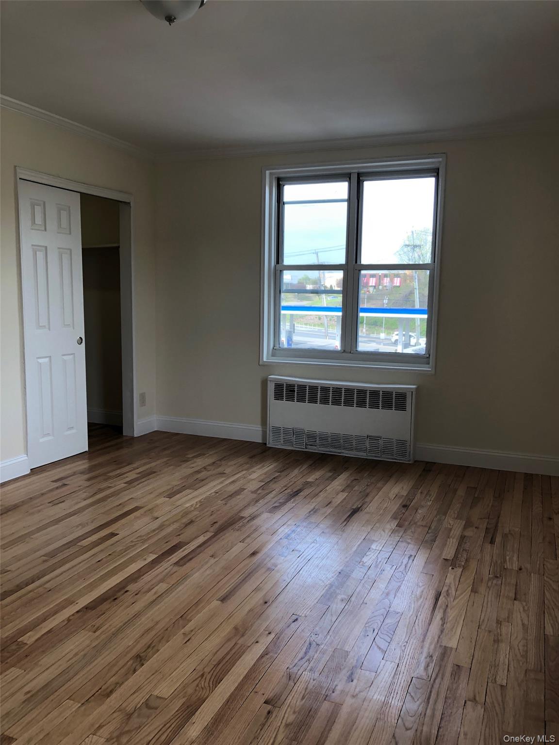 #13 photo, 1296 Midland Avenue, Yonkers , NY 10704