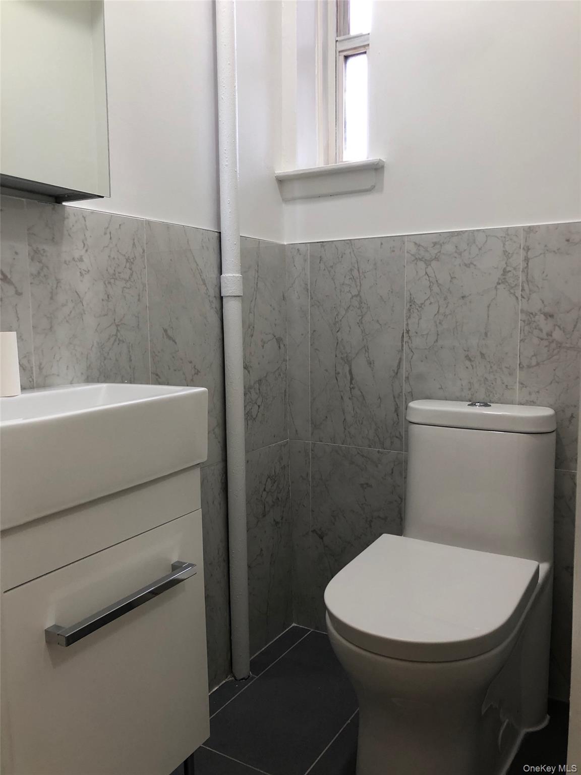 #16 photo, 1296 Midland Avenue, Yonkers , NY 10704