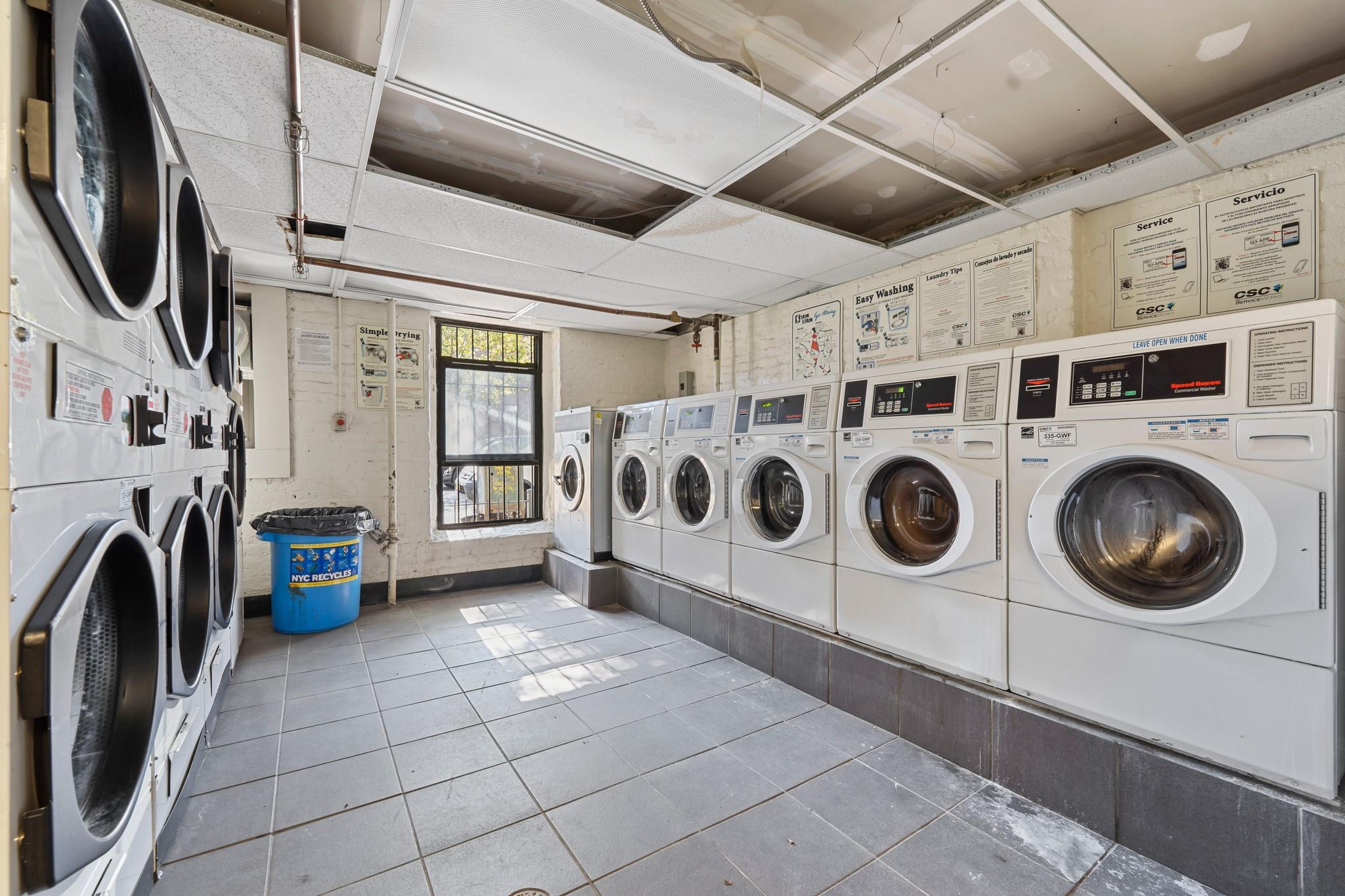 #9 photo, 21-58 35th Street, クイーンズ区 Astoria , NY 11105