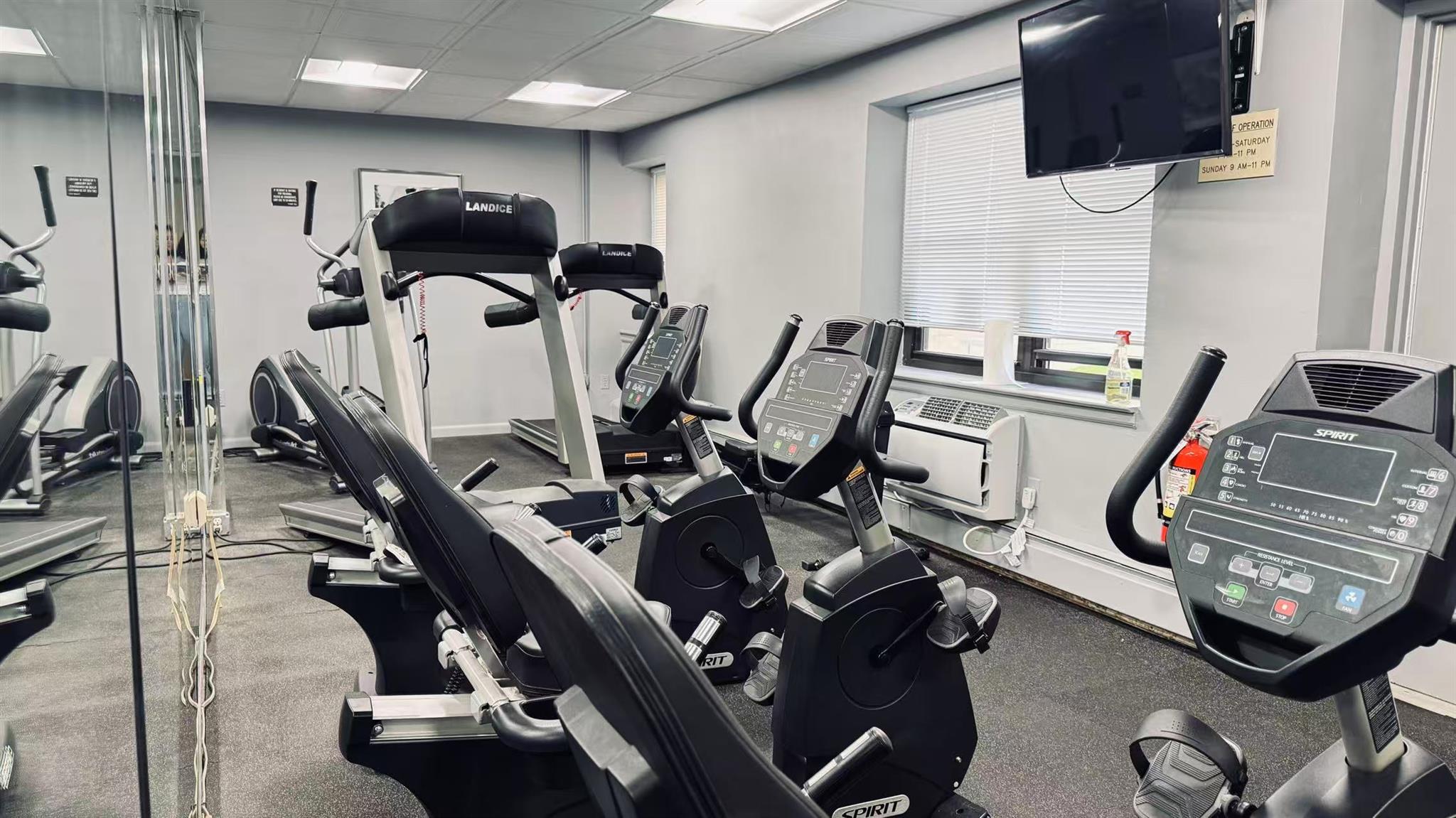 #14 photo, 40 Stoner Avenue, ナッソー郡 Great Neck , NY 11021