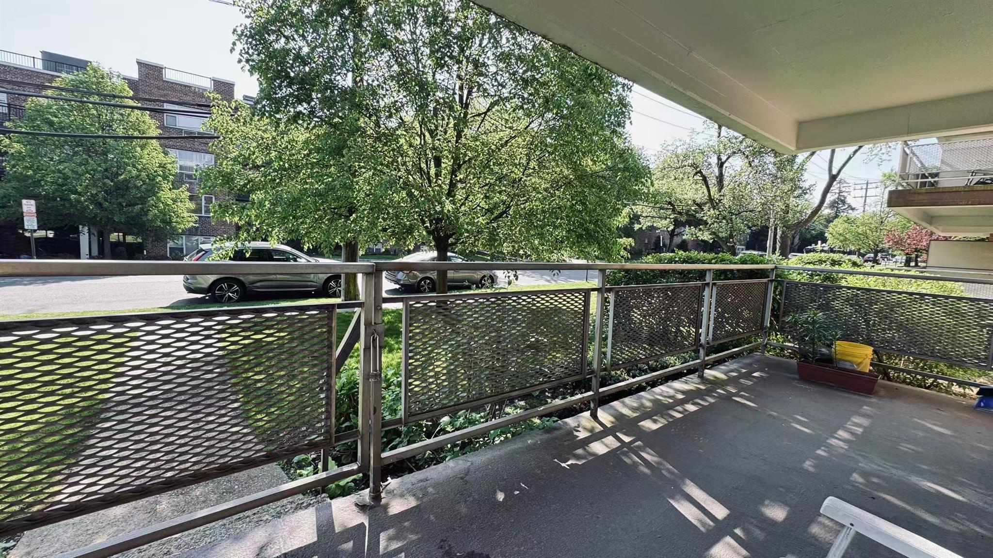 #3 photo, 40 Stoner Avenue, ナッソー郡 Great Neck , NY 11021