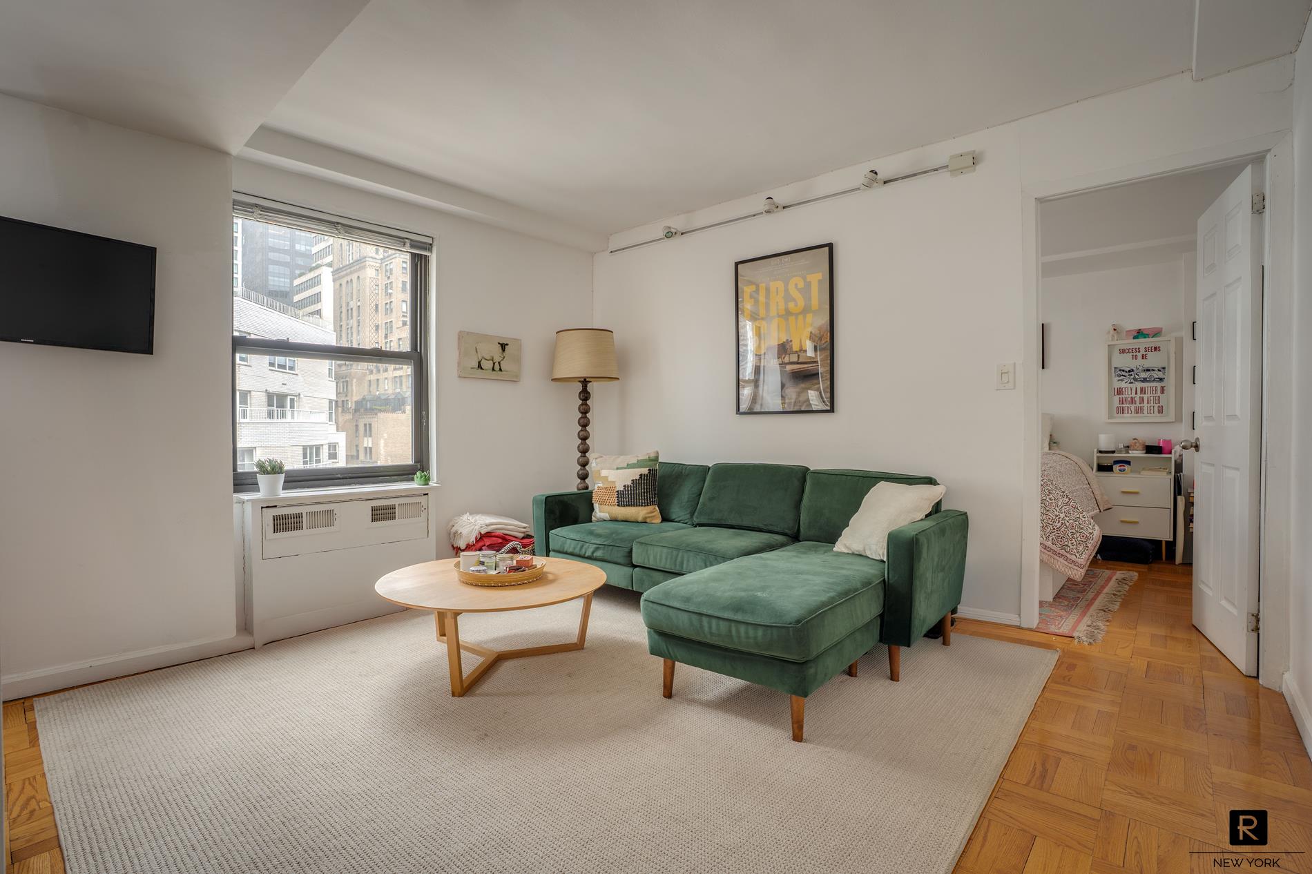 #1 photo, 140 E 56th Street, Turtle Bay , NY 10022