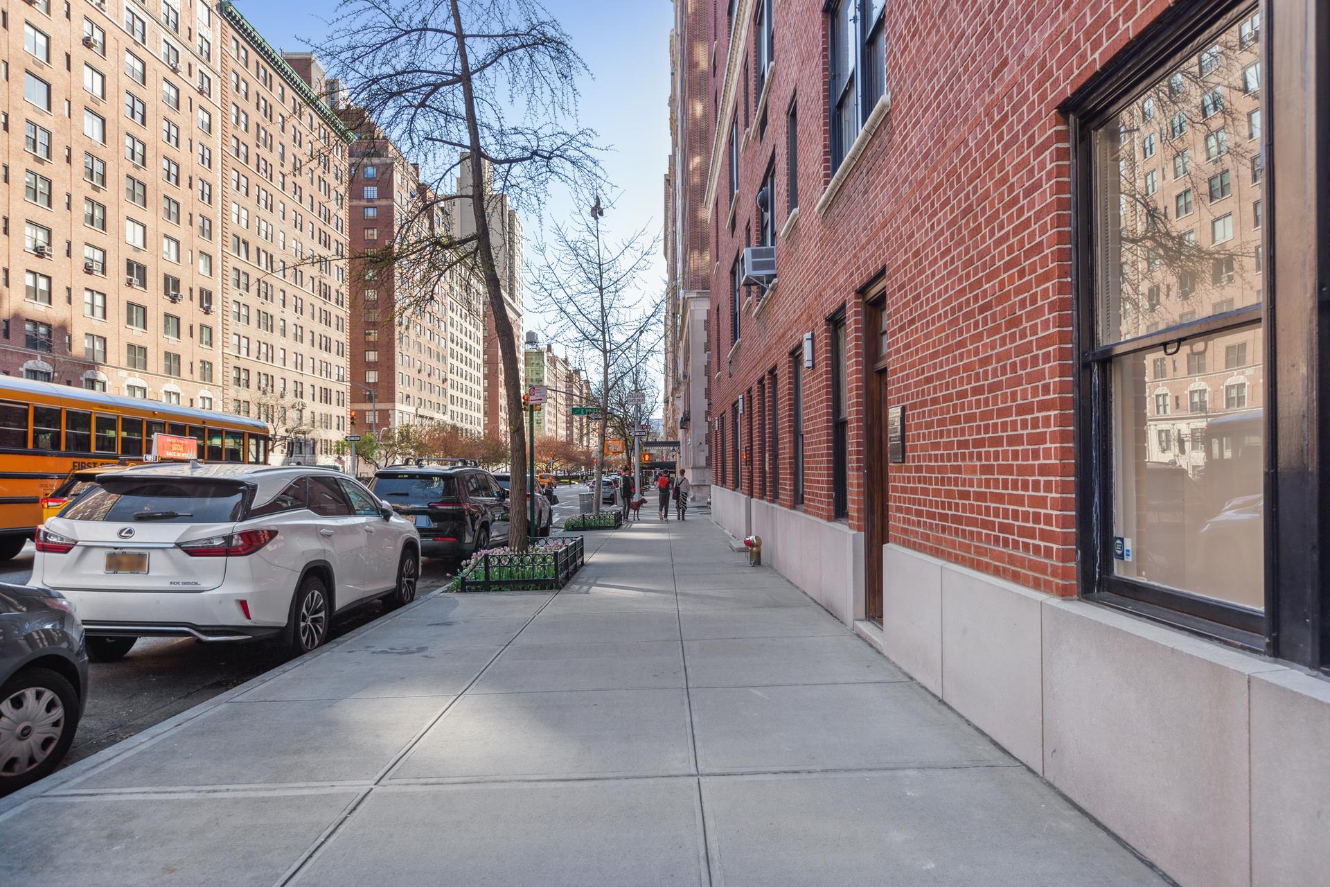 #7 photo, 1126 PARK Avenue, マンハッタン Carnegie Hill , NY 10128