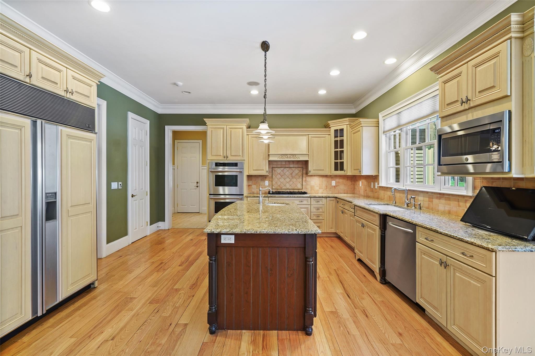 #11 photo, 199 Upper Shad Road, Pound Ridge , NY 10576