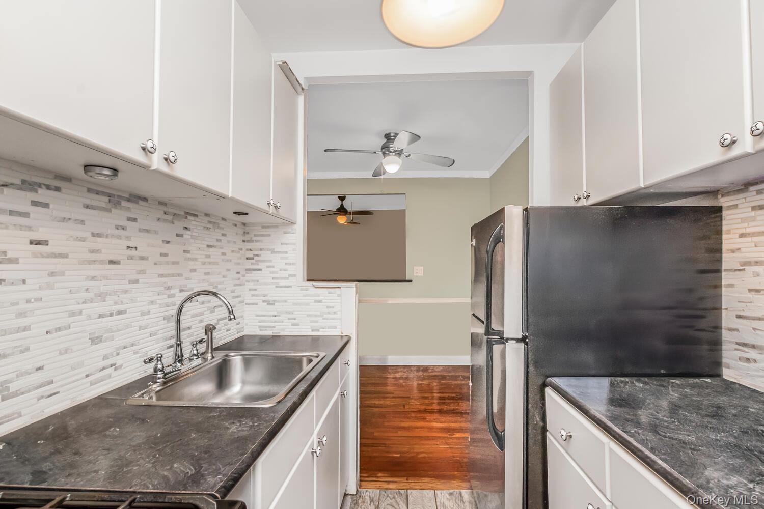 #10 photo, 512 Kappock Street, Bronx , NY 10463