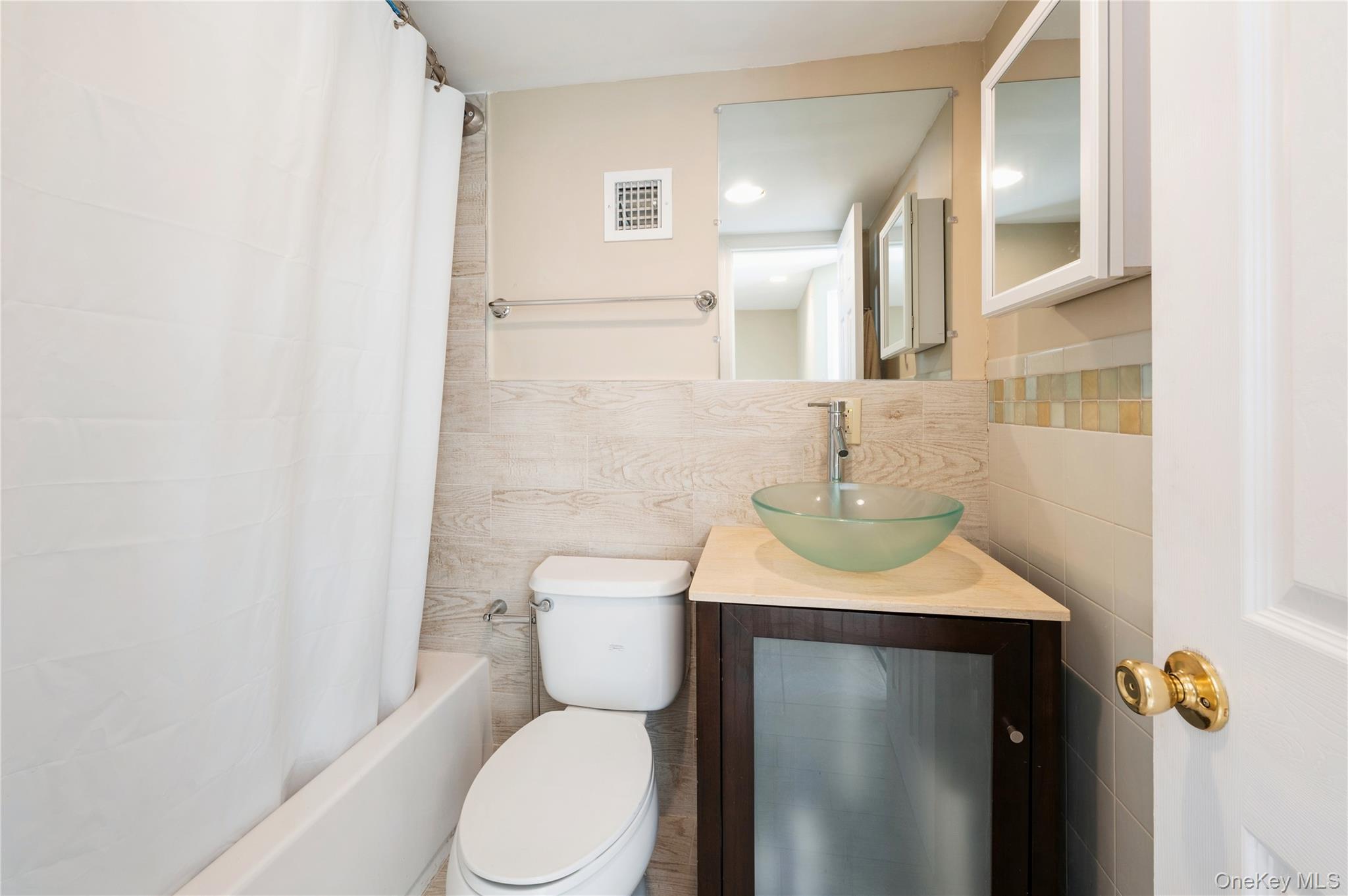 #20 photo, 258A Longstreet Avenue, ブロンクス区 Bronx , NY 10465