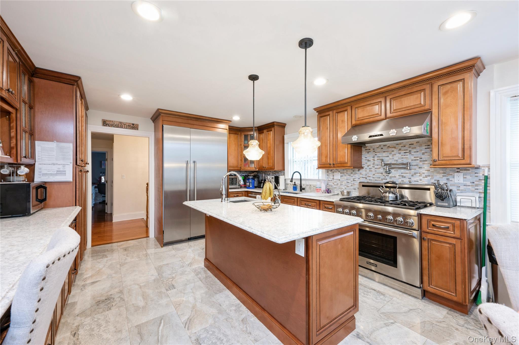 #3 photo, 258 Longstreet Avenue, ブロンクス区 Bronx , NY 10465