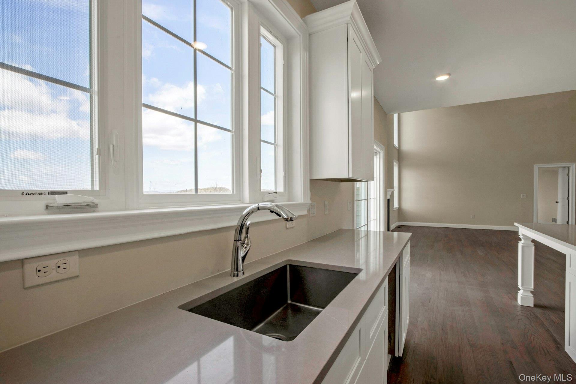 #12 photo, 47 Dartmouth Drive, Poughkeepsie , NY 12603