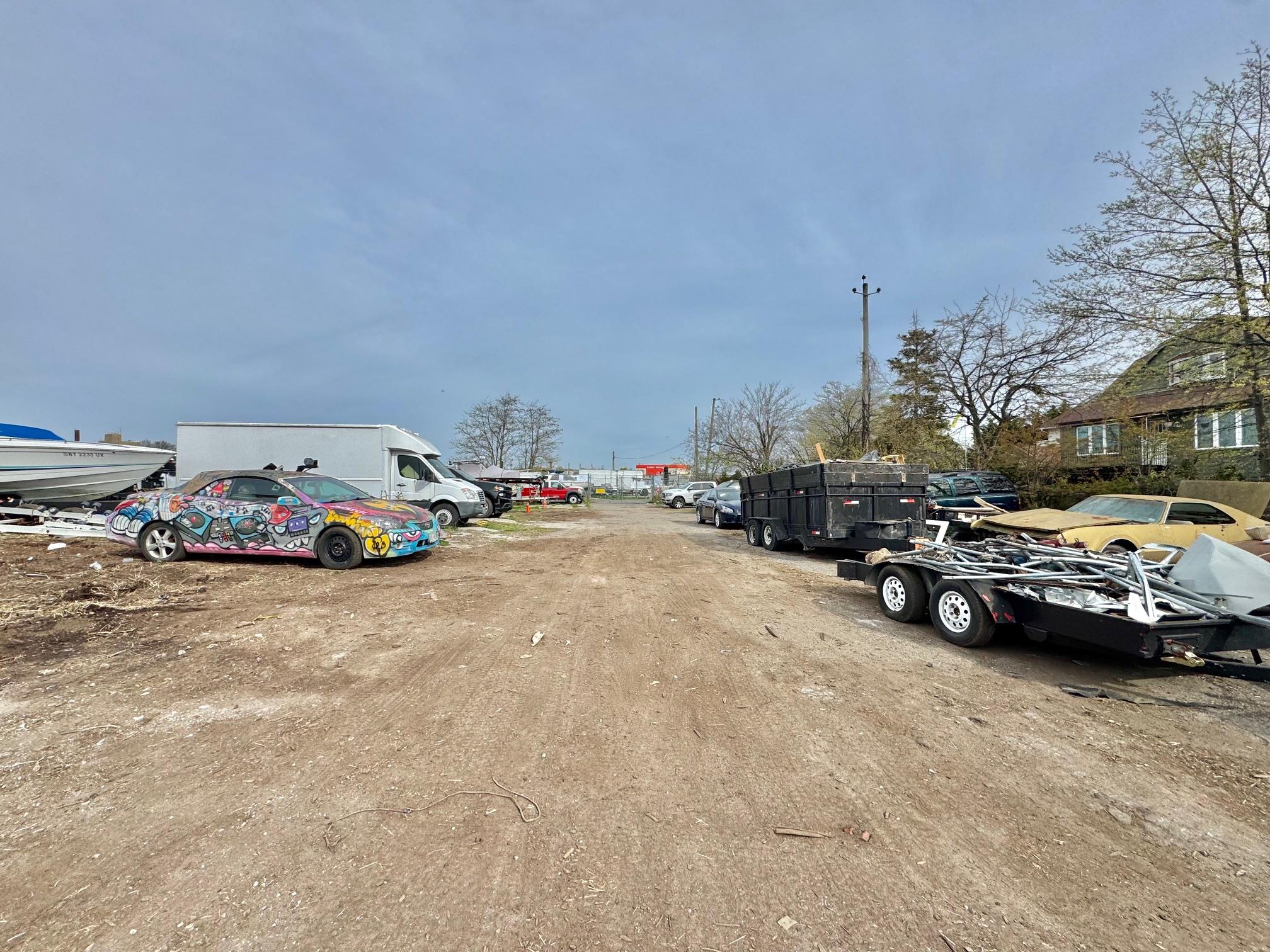 #2 photo, 25 Lacon Court, ブルックリン区 Brooklyn , NY 11229