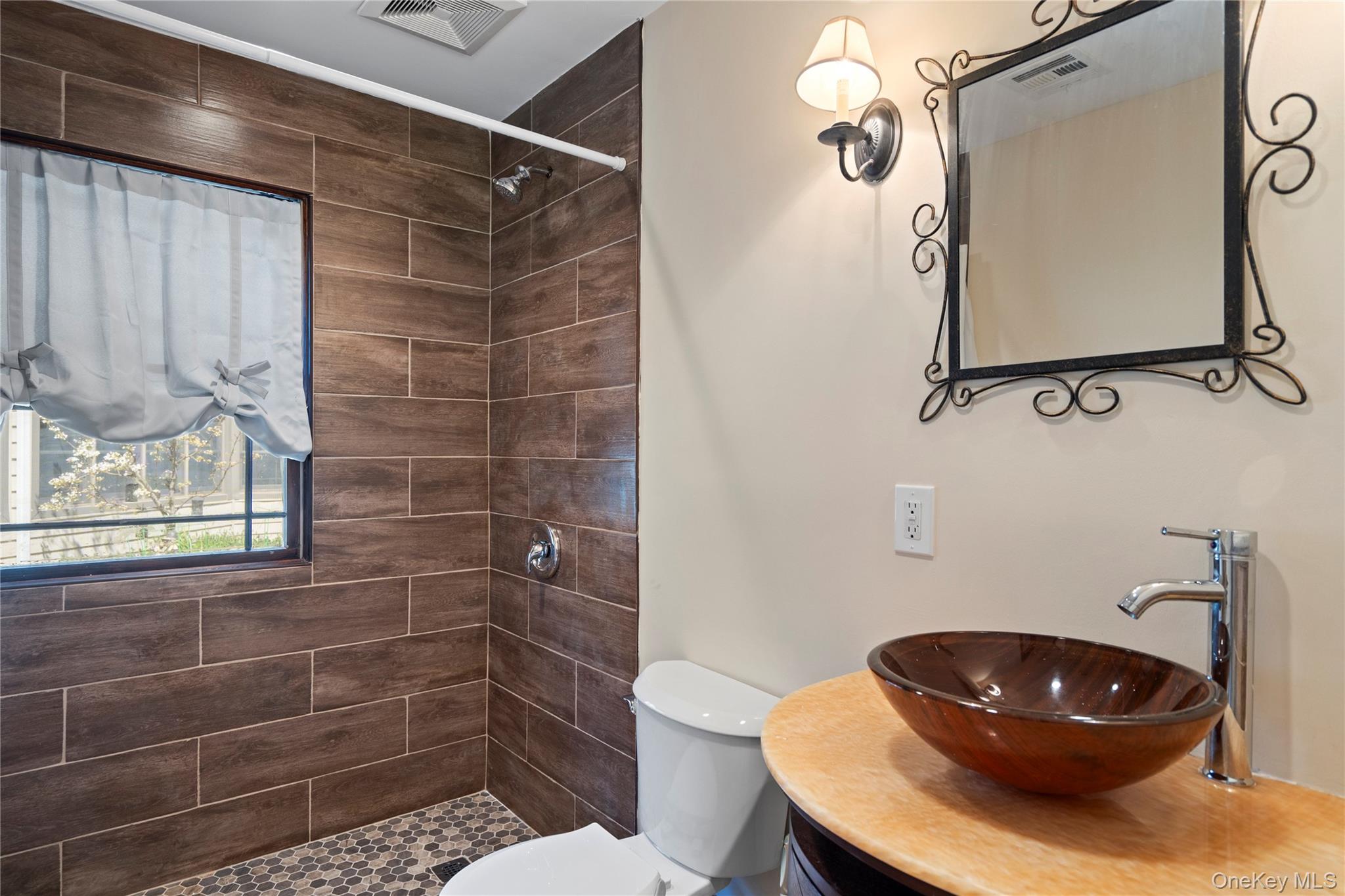 #16 photo, 1 Pine Valley Road, ナッソー郡 Upper Brookville , NY 11771