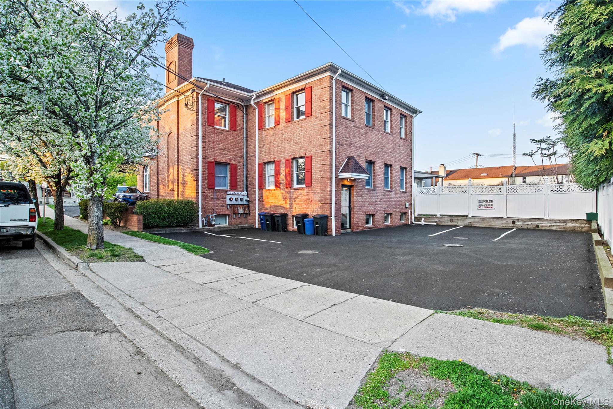 #4 photo, 191 Forest Avenue, ナッソー郡 Locust Valley , NY 11560