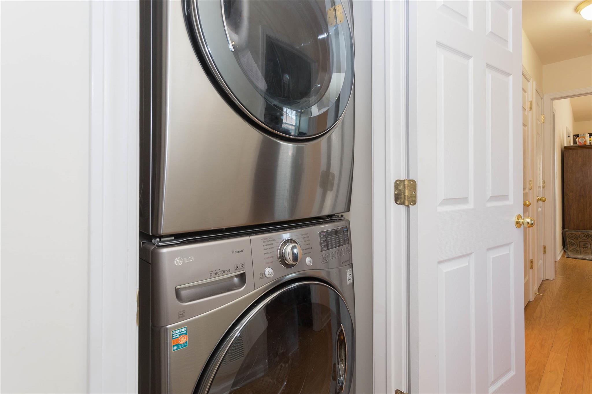 #10 photo, 121-10 Powells Cove Boulevard, كوينز College Point , NY 11356