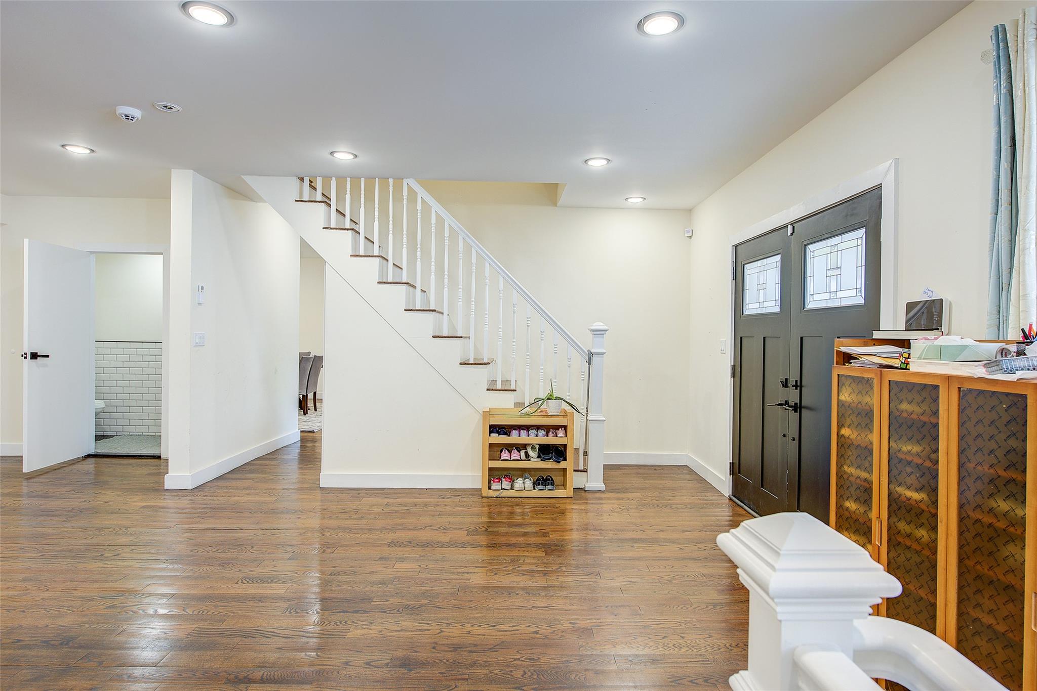 #11 photo, 67 Brewster St, Статен-Айленд ‖ Staten Island , NY 10304