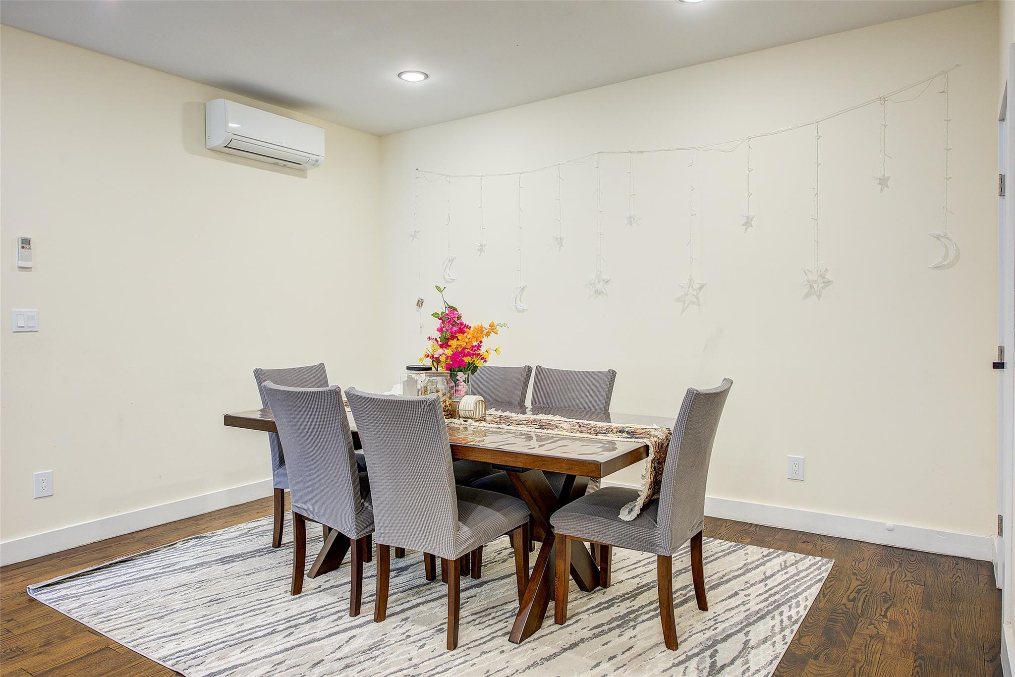 #6 photo, 67 Brewster St, Статен-Айленд ‖ Staten Island , NY 10304