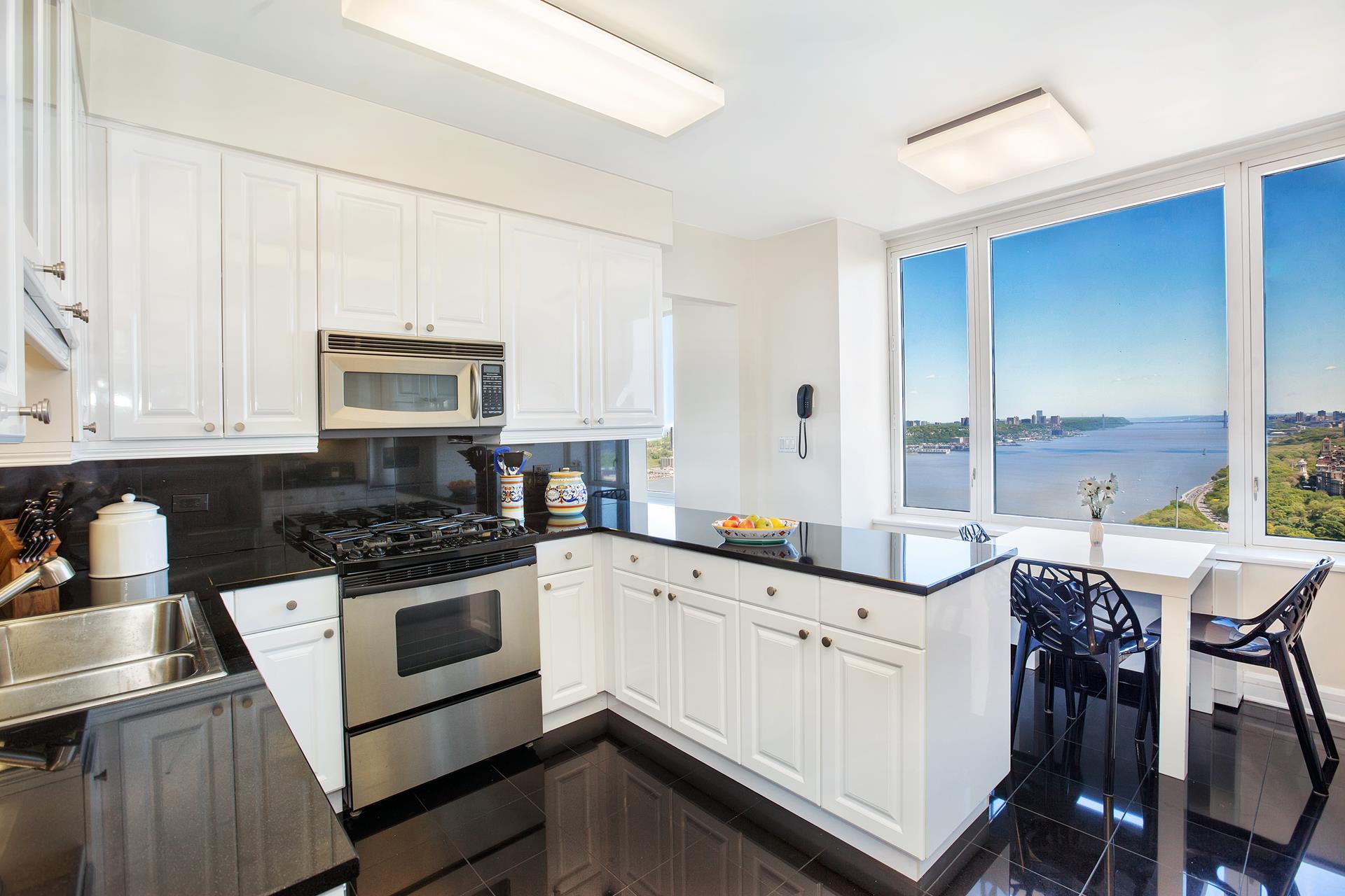 #6 photo, 220 RIVERSIDE Boulevard, マンハッタン Lincoln Square , NY 10069