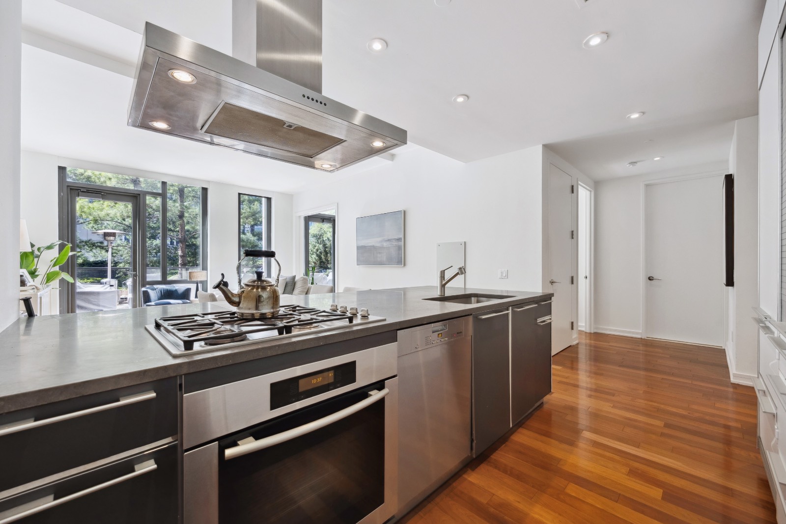 #6 photo, 101 Warren St, #5D, マンハッタン New York , NY 10007