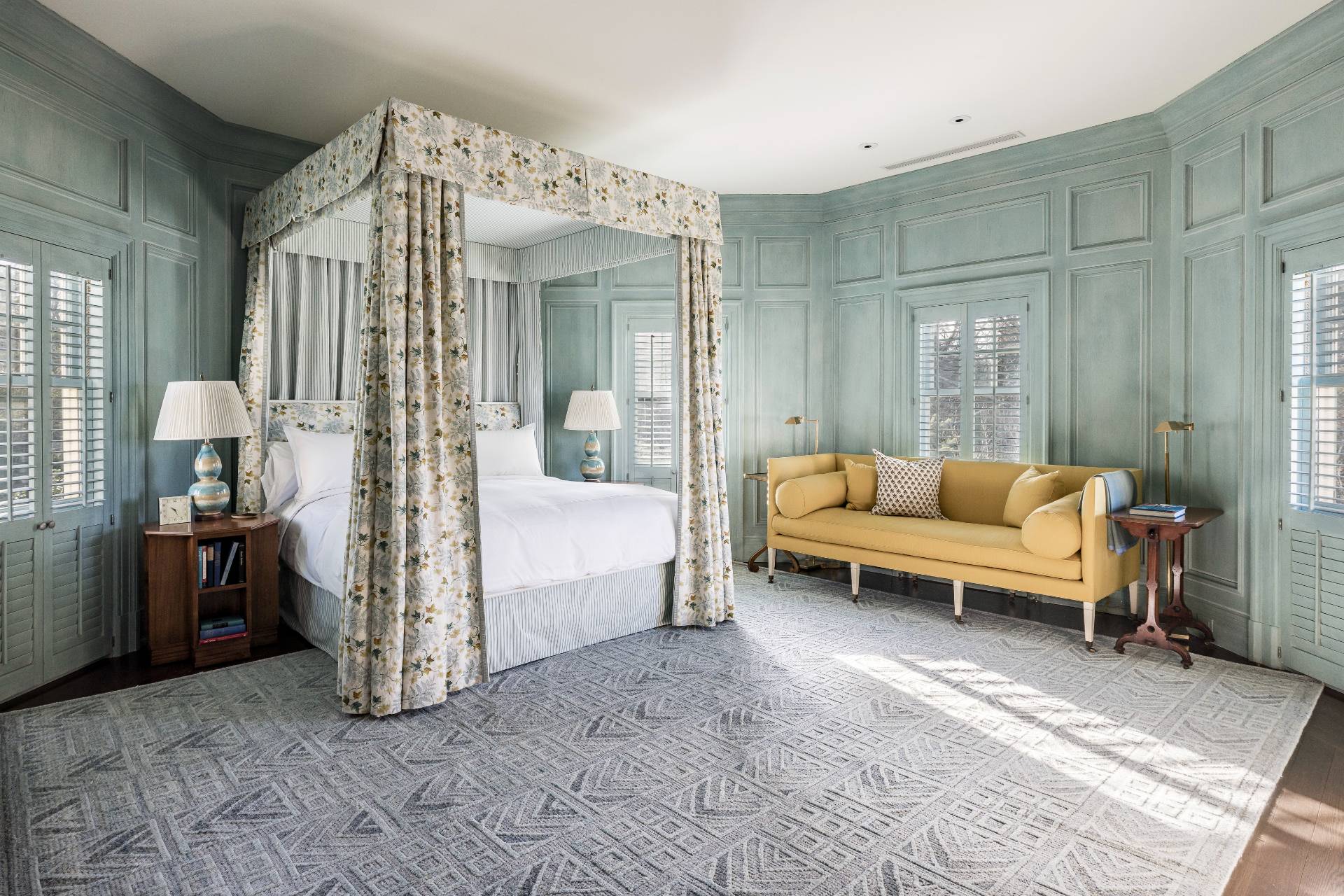 #37 photo, 38 Mathews Road, East Hampton , NY 11975