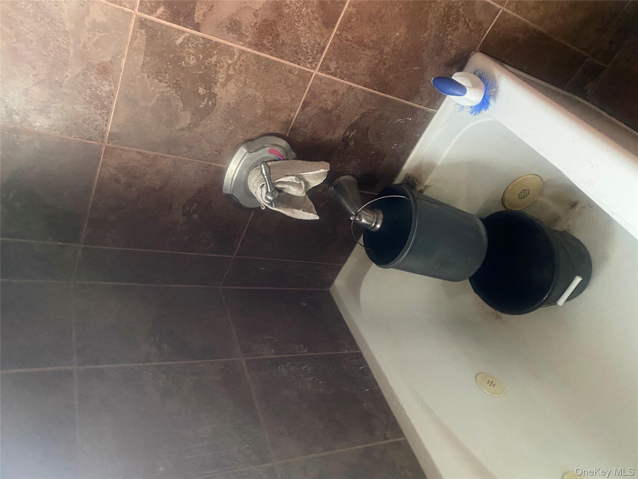 #4 photo, 2713 Eastchester Road, ブロンクス区 Bronx , NY 10469