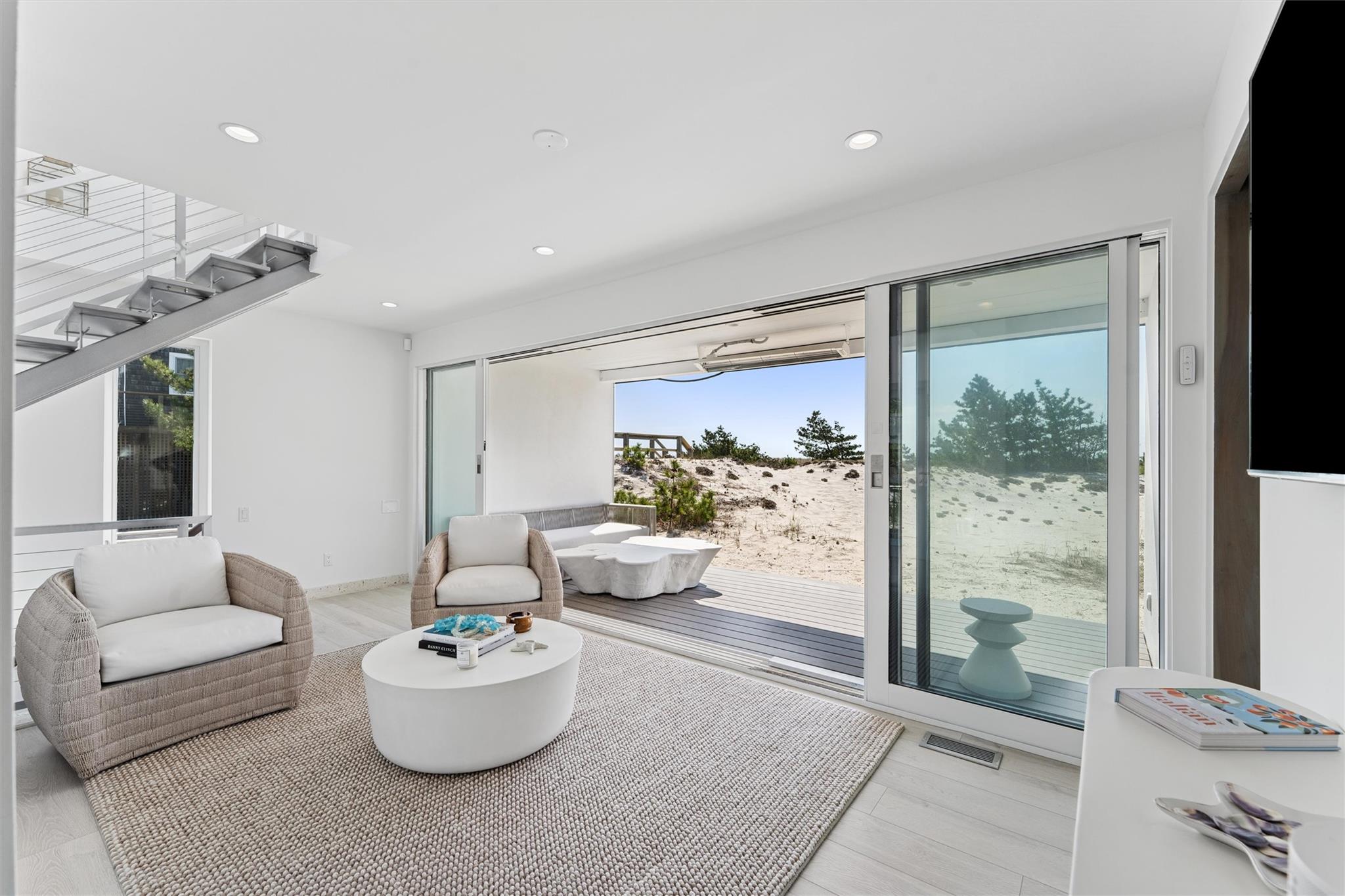 #17 photo, 413B Dune, サフォーク郡 Westhampton Beach , NY 11978