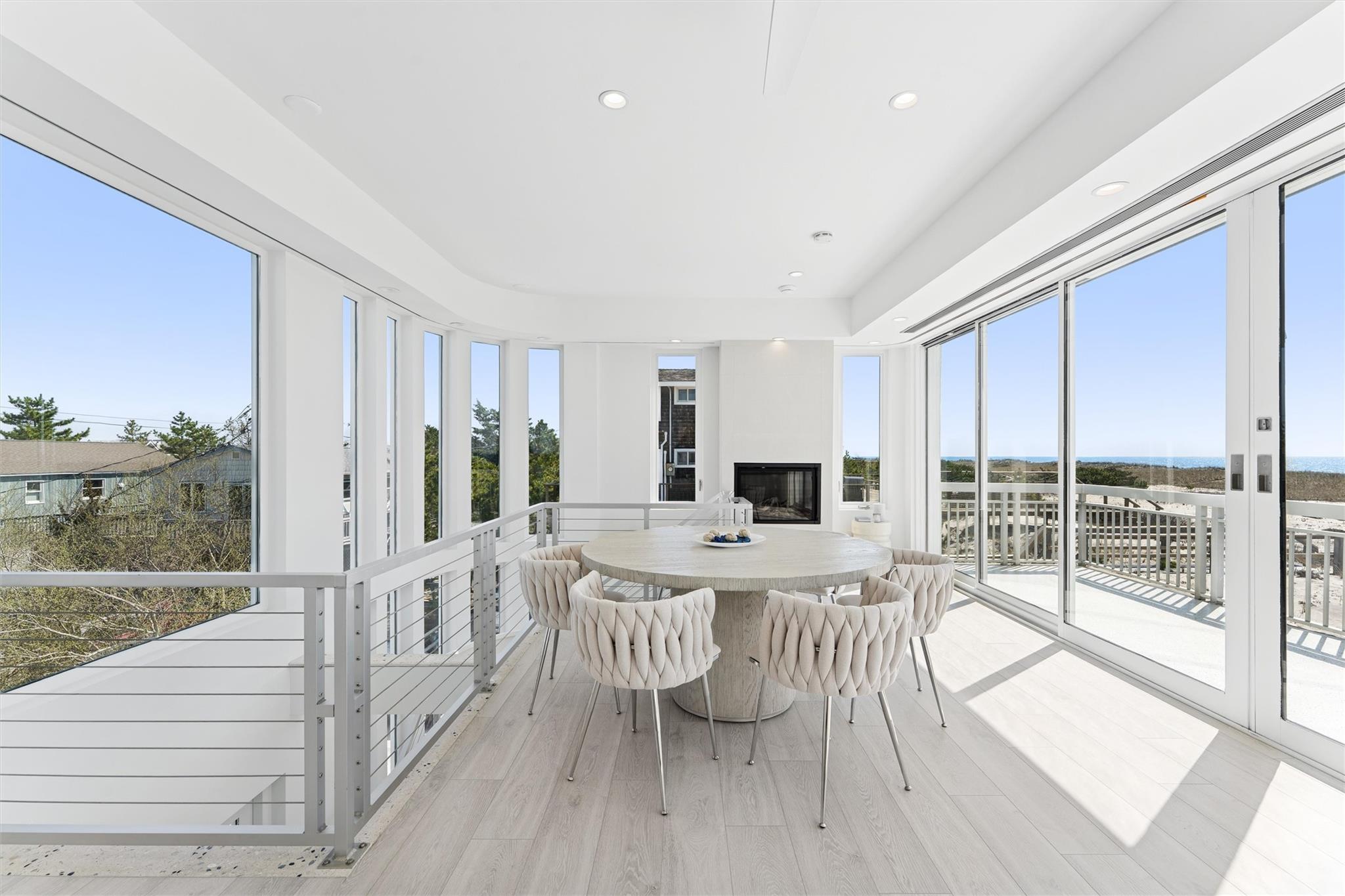 #3 photo, 413B Dune, サフォーク郡 Westhampton Beach , NY 11978