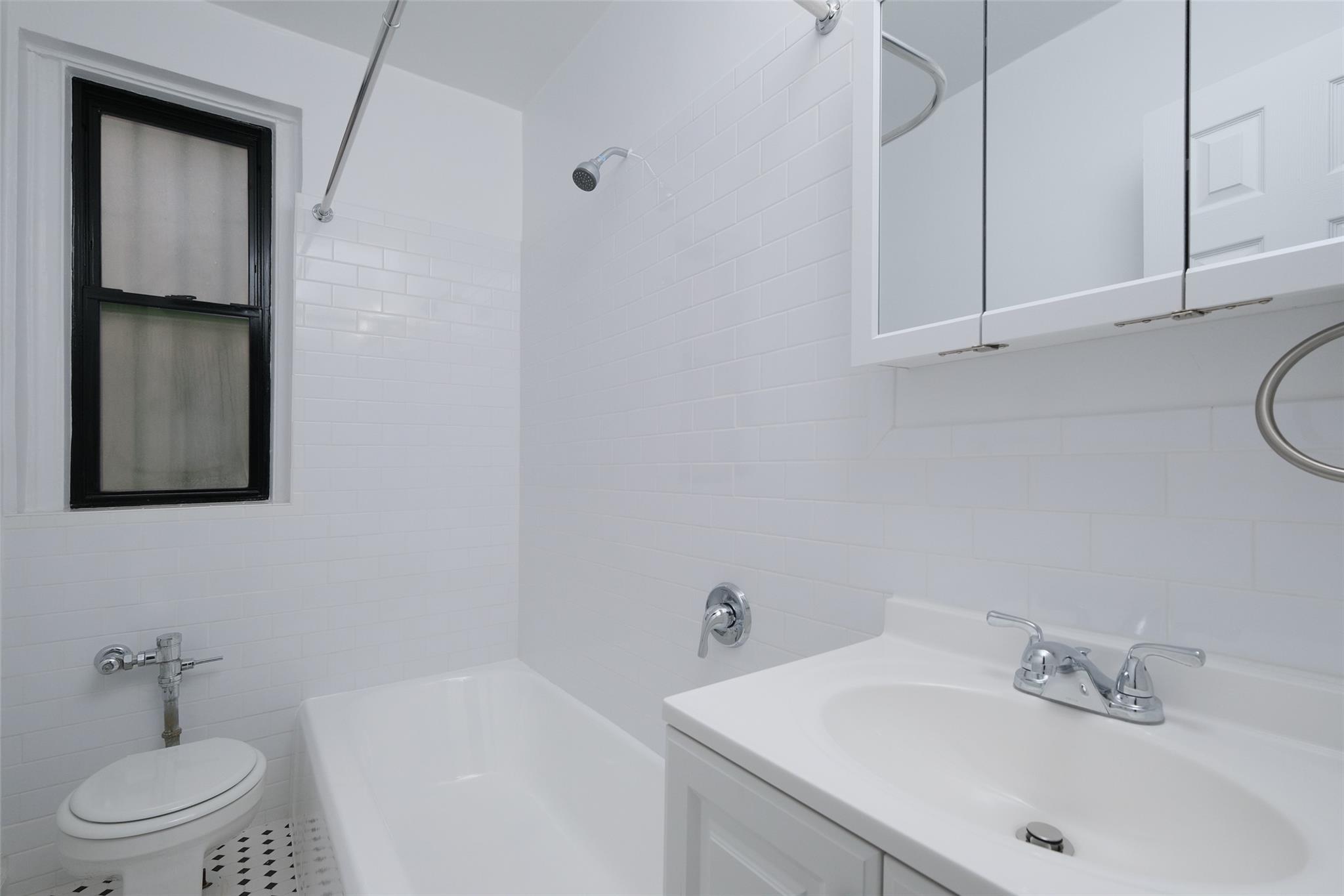 #5 photo, 2685 Creston Avenue, ブロンクス区 Bronx , NY 10468