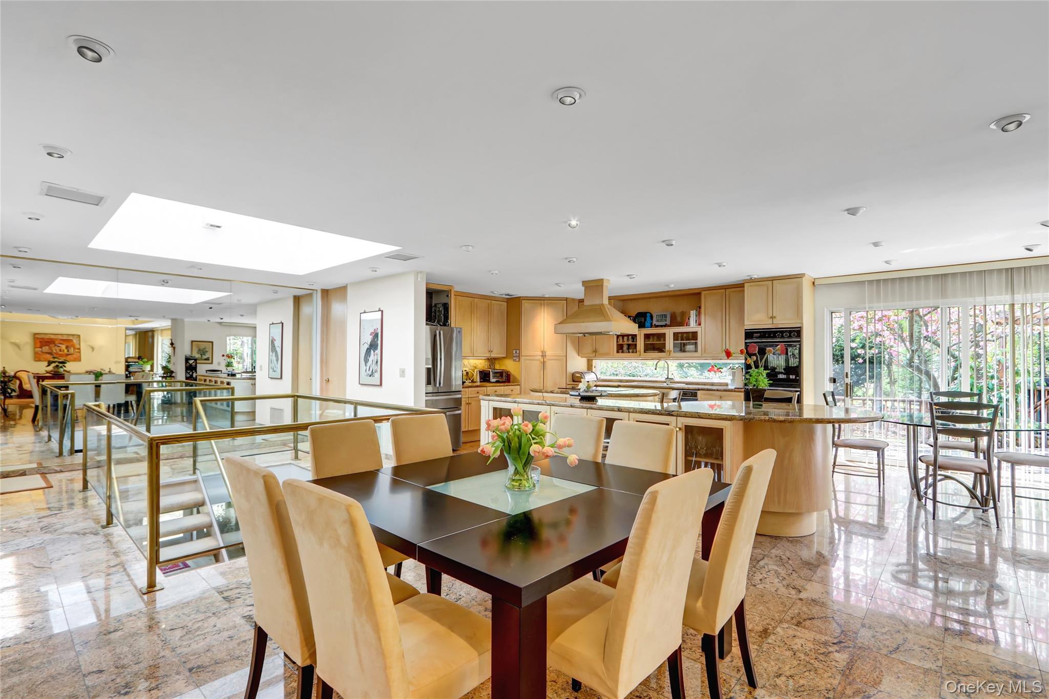 #13 photo, 4 Old Homestead Road, サフォーク郡 Port Jefferson , NY 11777