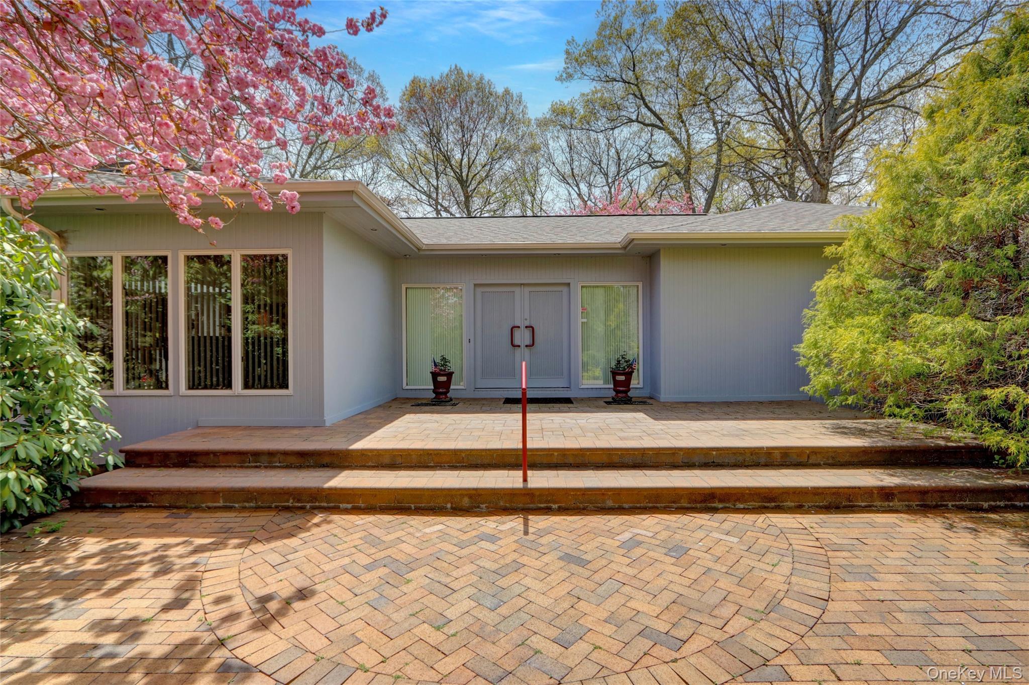 #2 photo, 4 Old Homestead Road, サフォーク郡 Port Jefferson , NY 11777