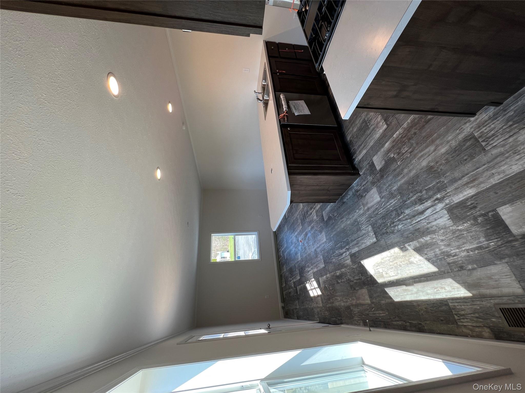 #18 photo, 985 Route 17M, Middletown , NY 10940