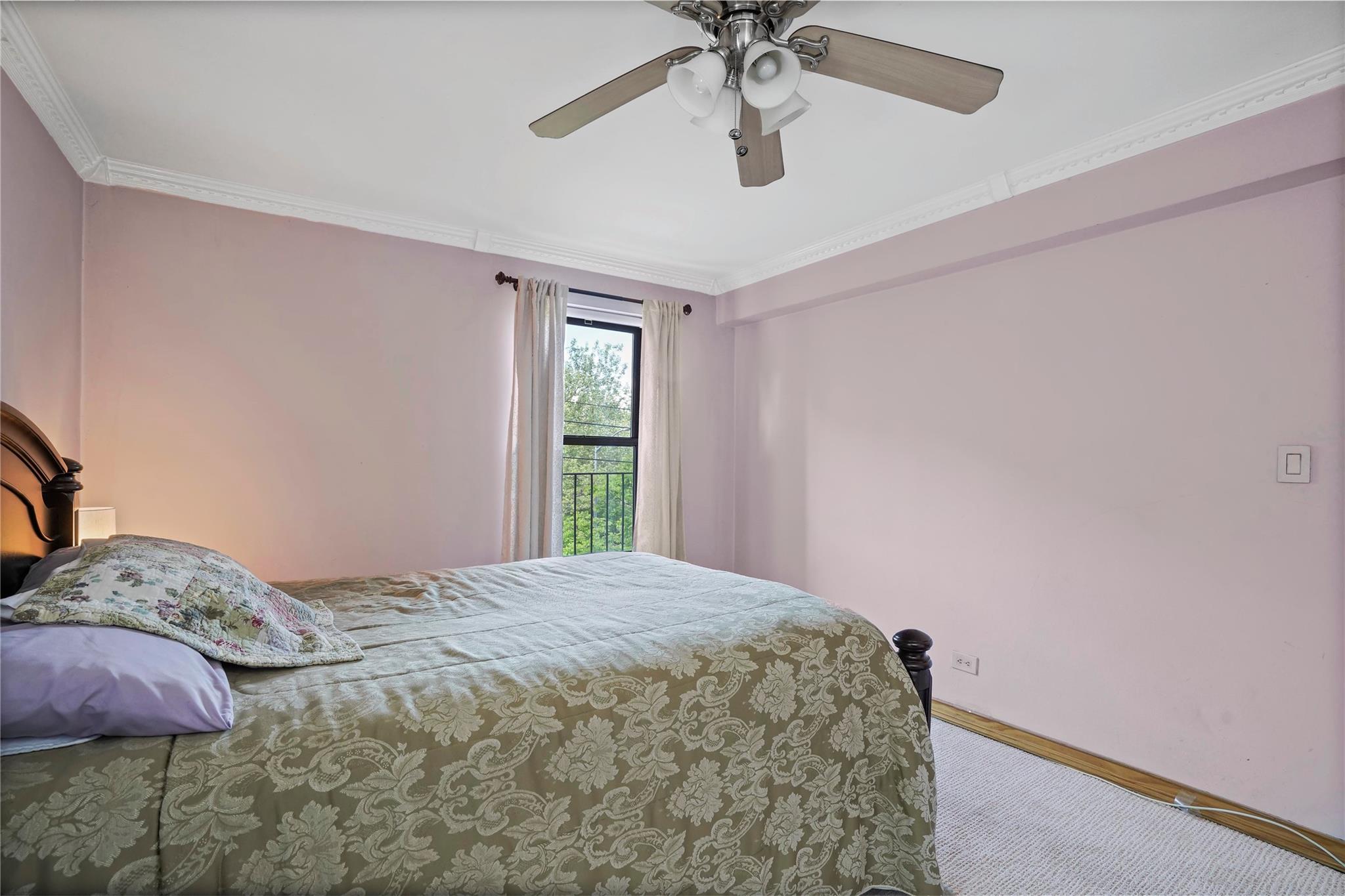 #20 photo, 52-15 65 Place, كوينز Maspeth , NY 11378