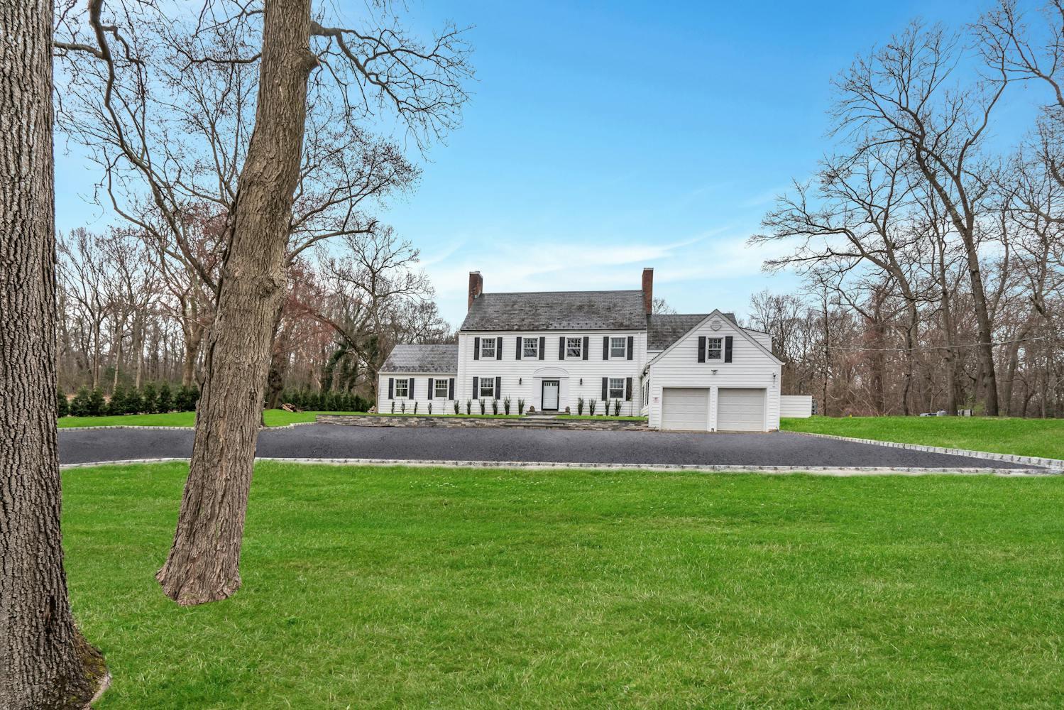 #4 photo, 539 Split Rock Road, Syosset , NY 11791