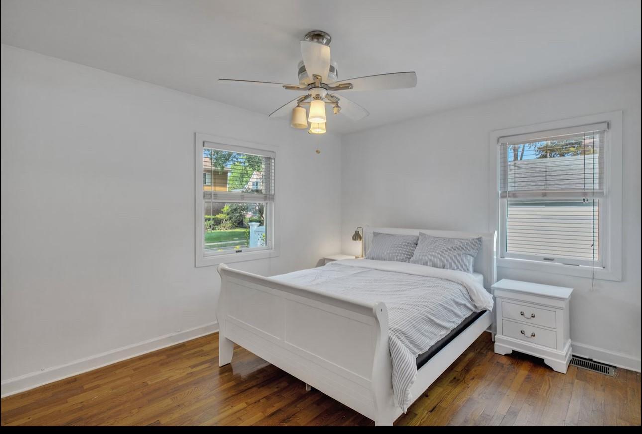 #10 photo, 556 N 12 Street, New Hyde Park , NY 11040