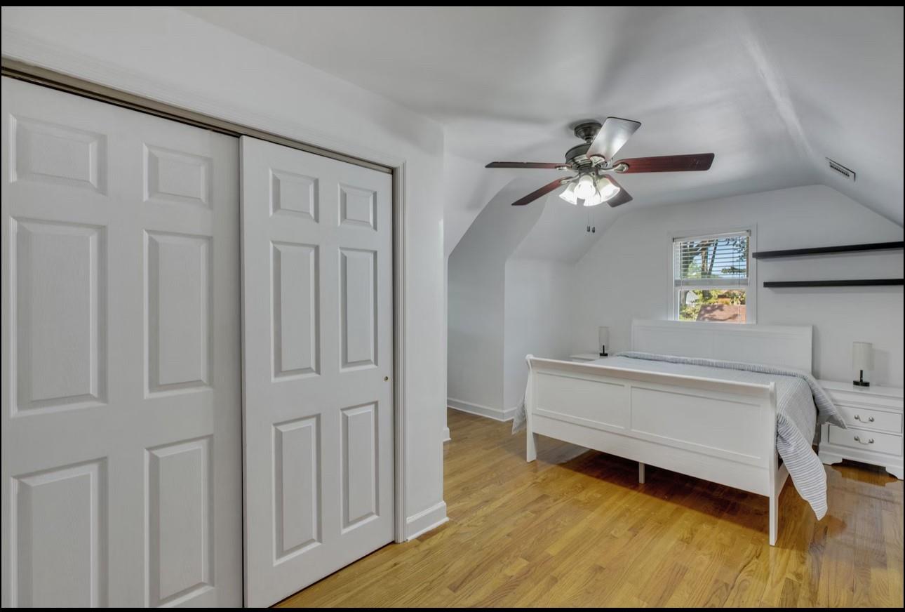 #14 photo, 556 N 12 Street, New Hyde Park , NY 11040