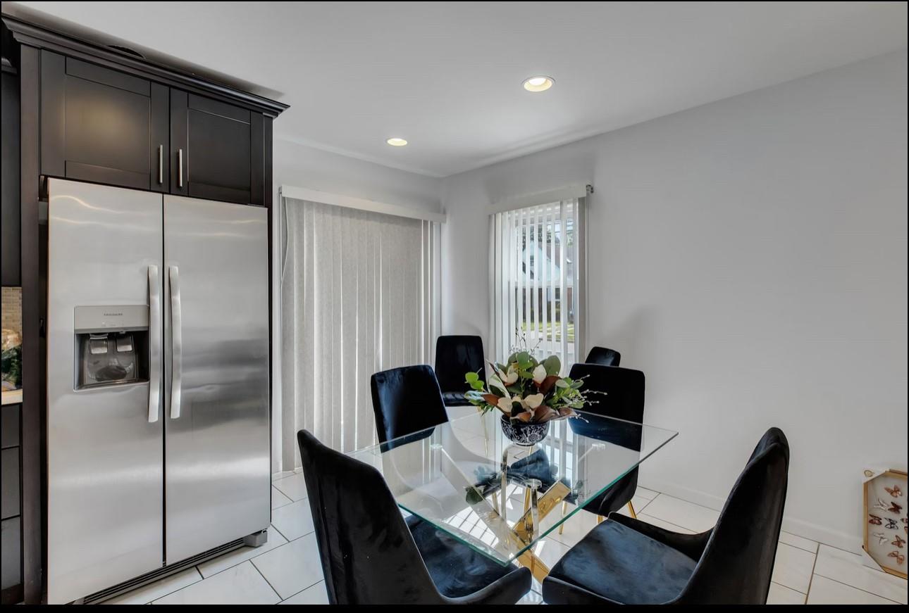 #6 photo, 556 N 12 Street, New Hyde Park , NY 11040