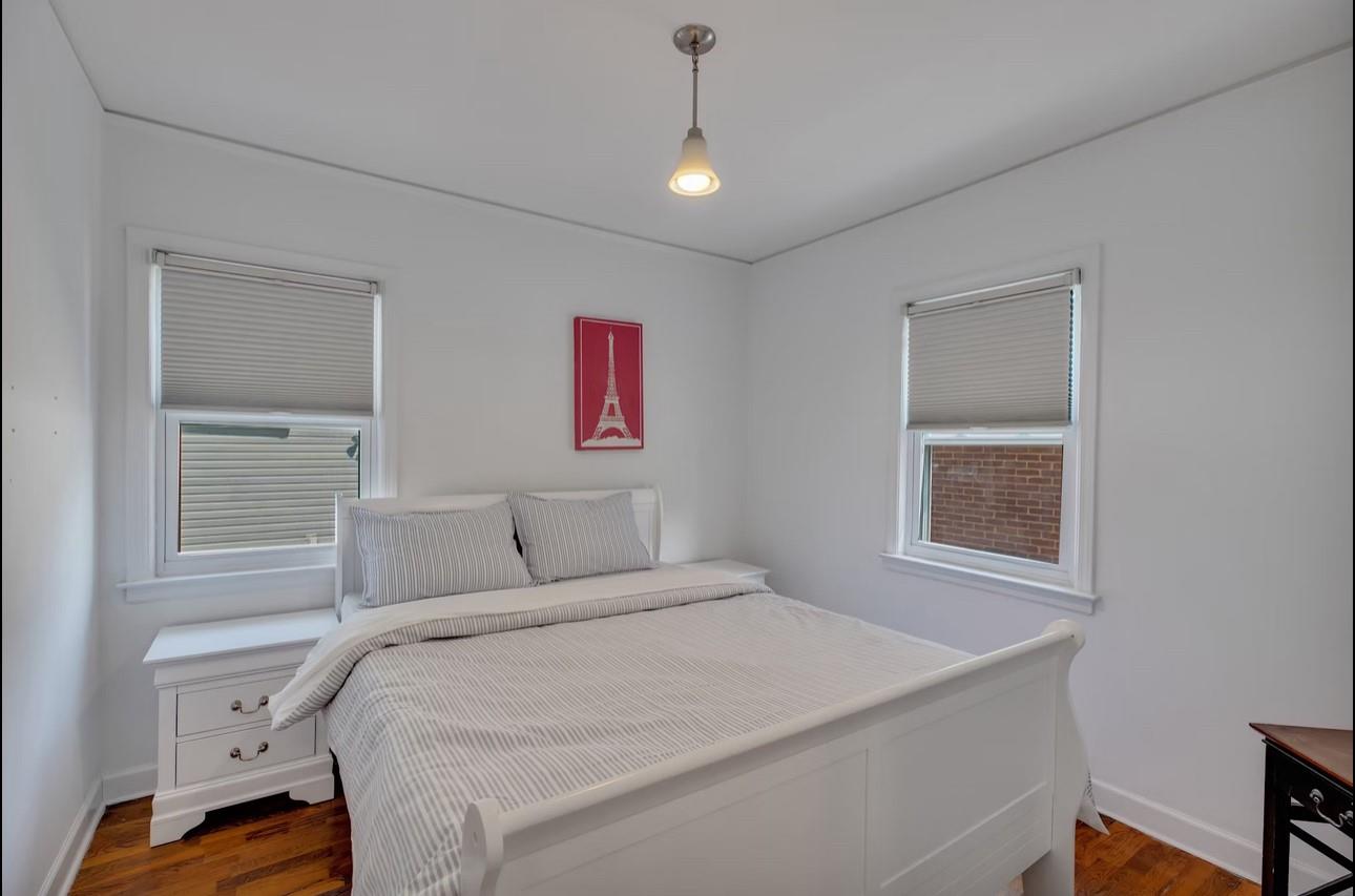 #8 photo, 556 N 12 Street, New Hyde Park , NY 11040