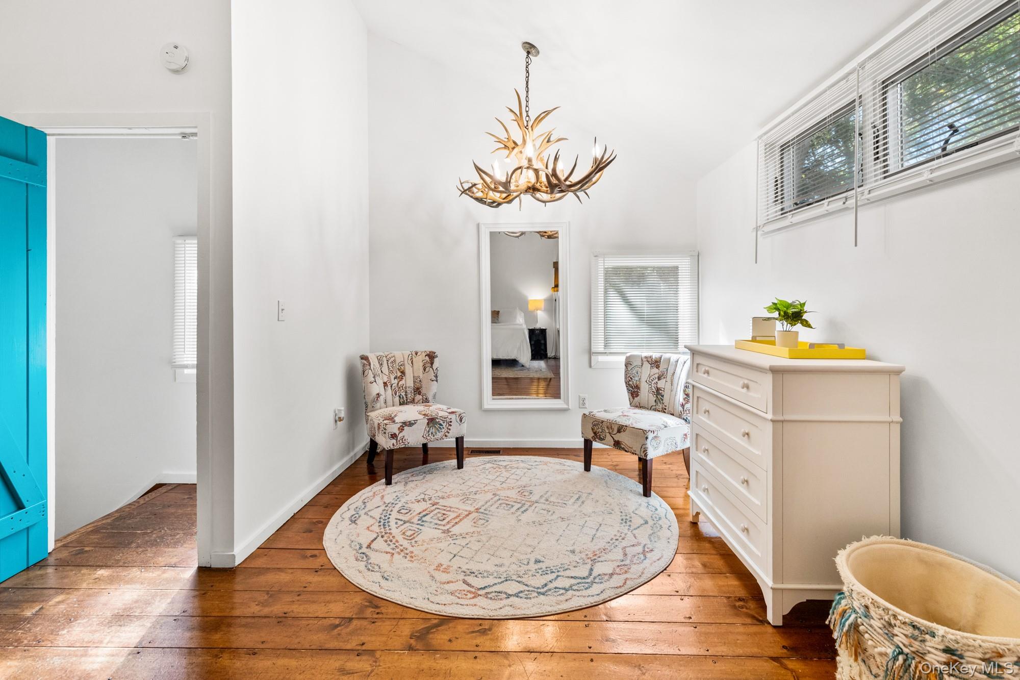 #13 photo, 20 Norfolk Drive, サフォーク郡 Springs , NY 11937