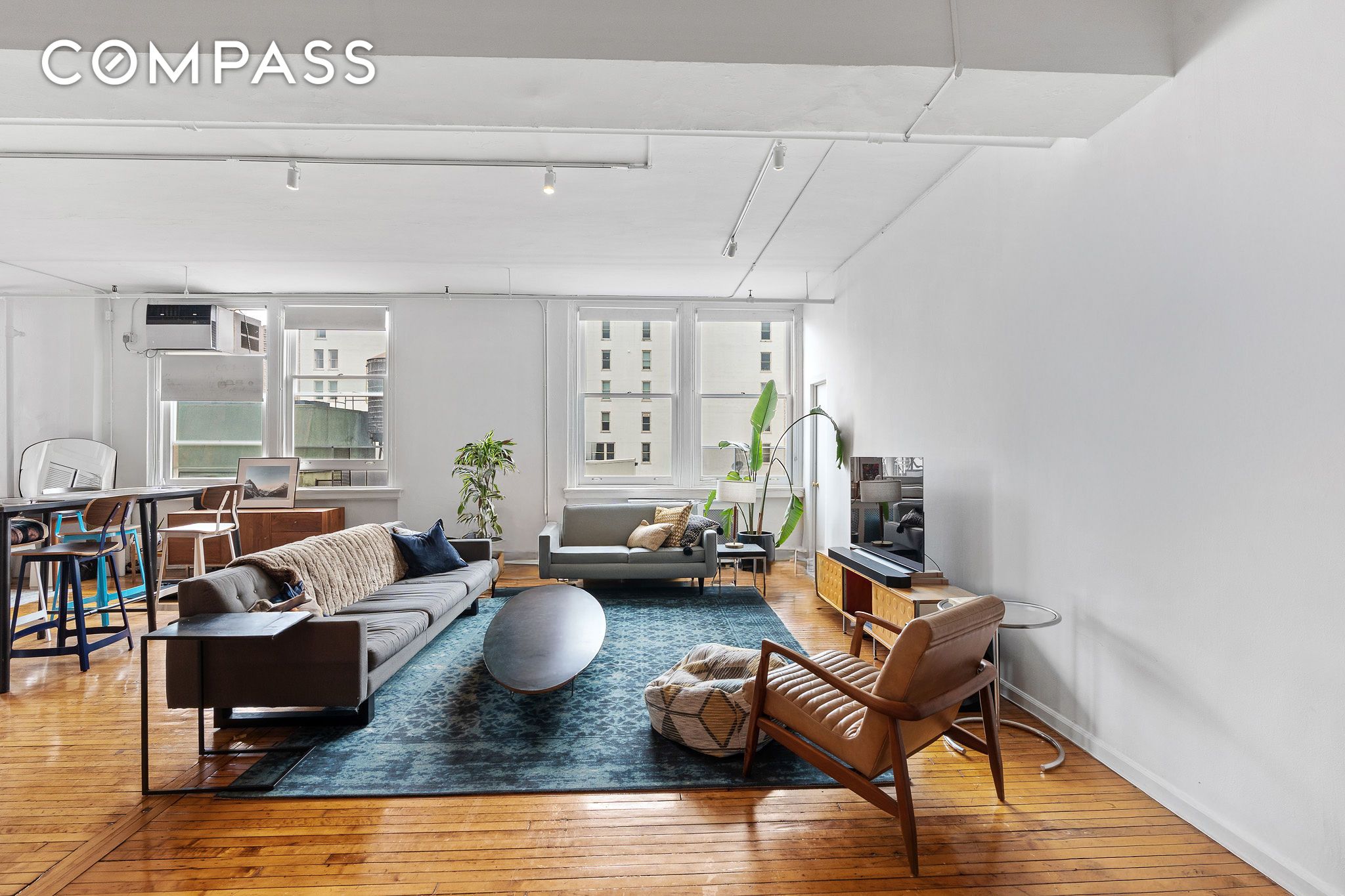 #10 photo, 565 Broadway, SoHo , NY 10012