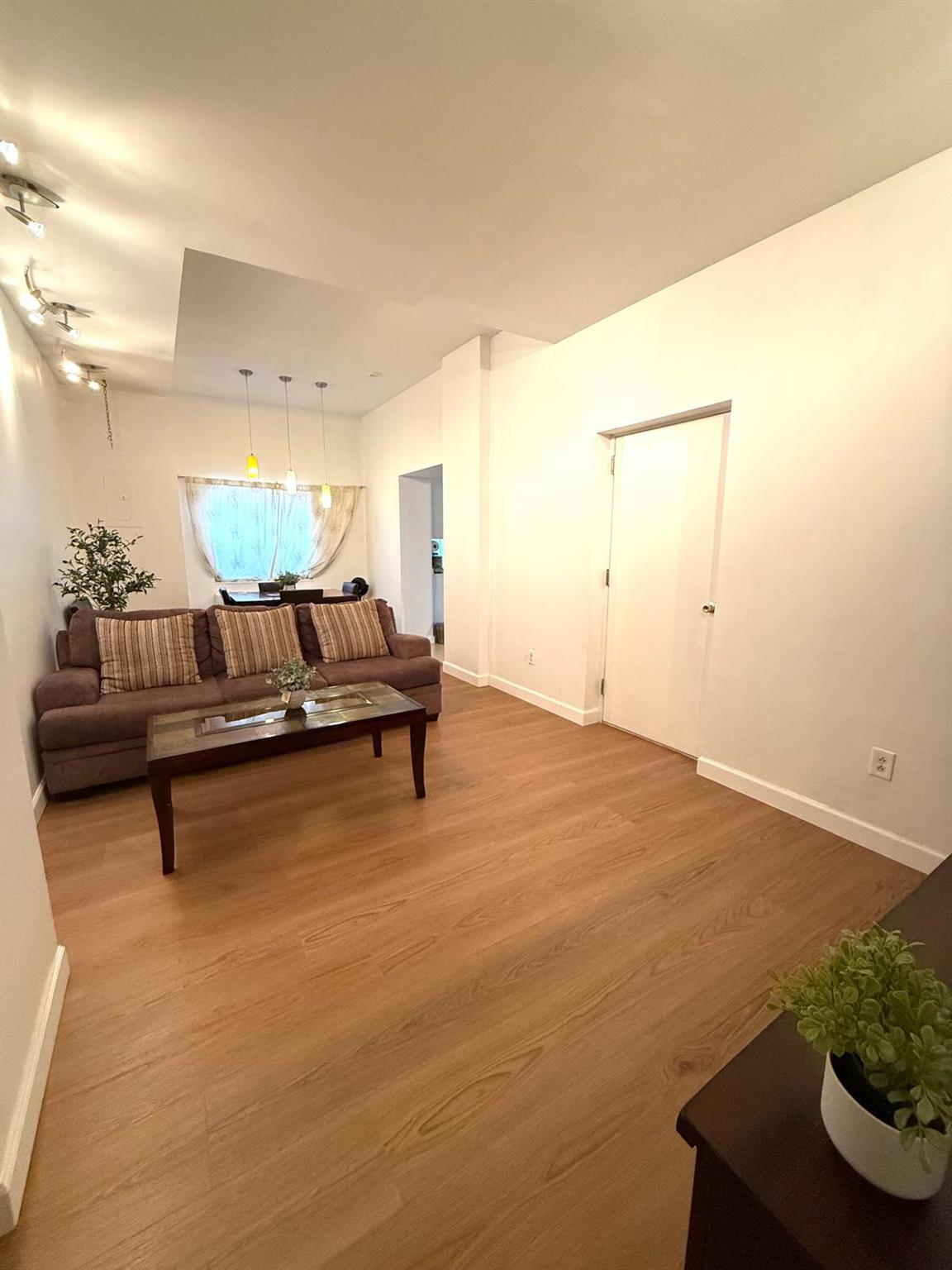 #8 photo, 87-30 62 Avenue, クイーンズ区 Rego Park , NY 11374