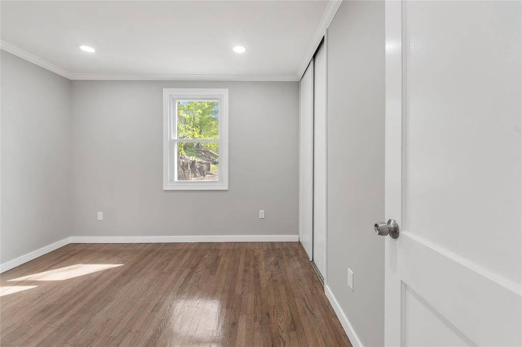 #12 photo, 84 Courter Avenue, Yonkers , NY 10705