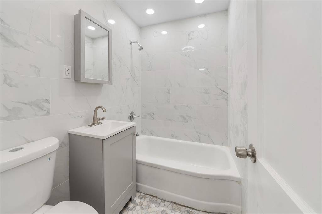 #16 photo, 84 Courter Avenue, Yonkers , NY 10705