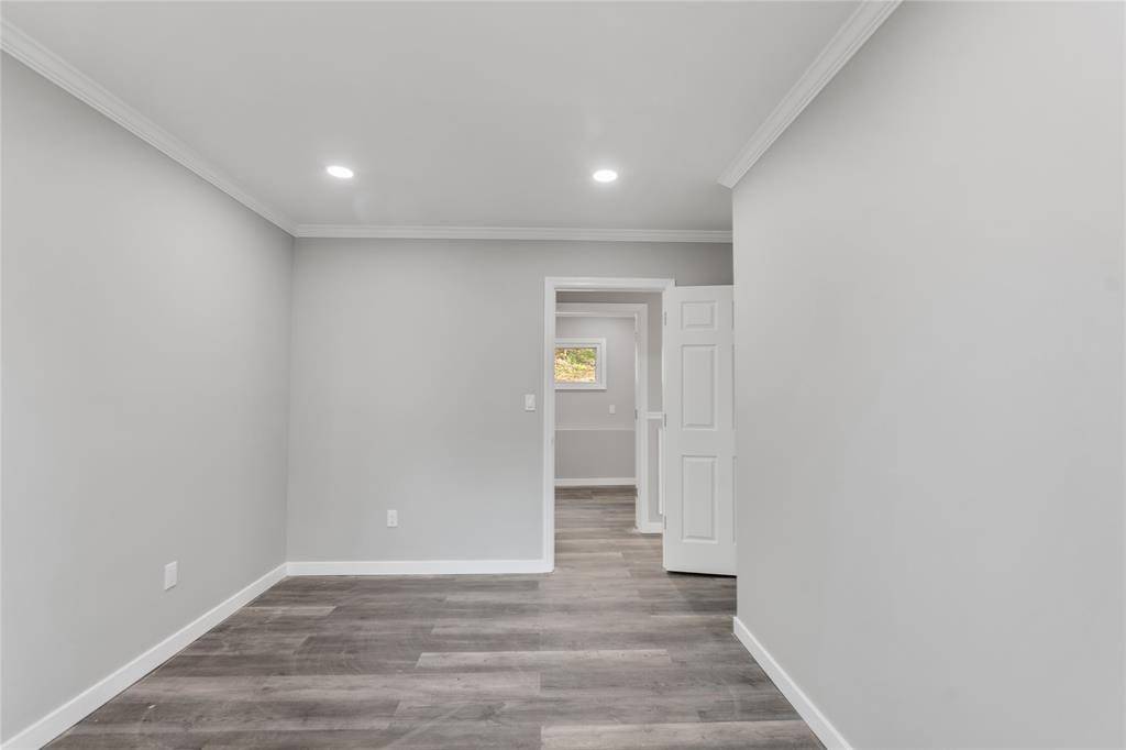 #18 photo, 84 Courter Avenue, Yonkers , NY 10705