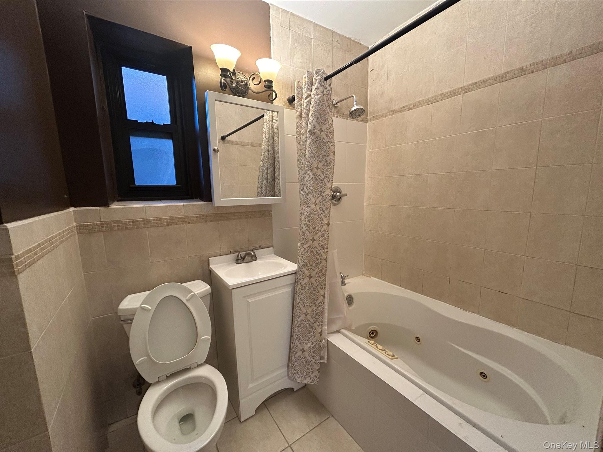 #11 photo, 470 N Broadway, Yonkers , NY 10701