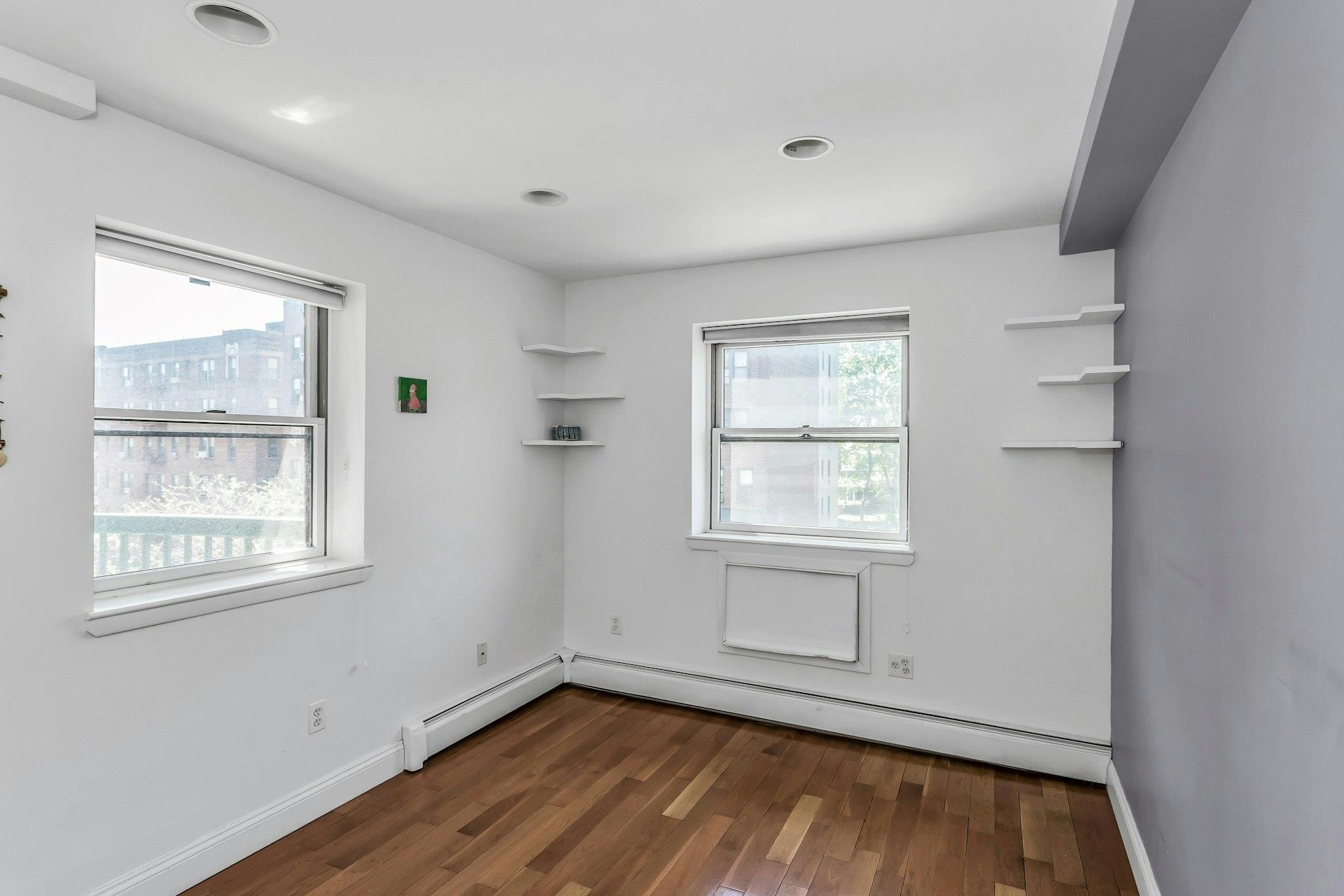 #17 photo, 83-71 116, クイーンズ区 Kew Gardens , NY 11418