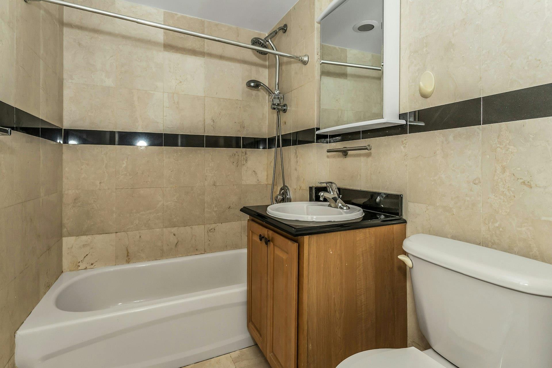 #19 photo, 83-71 116, クイーンズ区 Kew Gardens , NY 11418