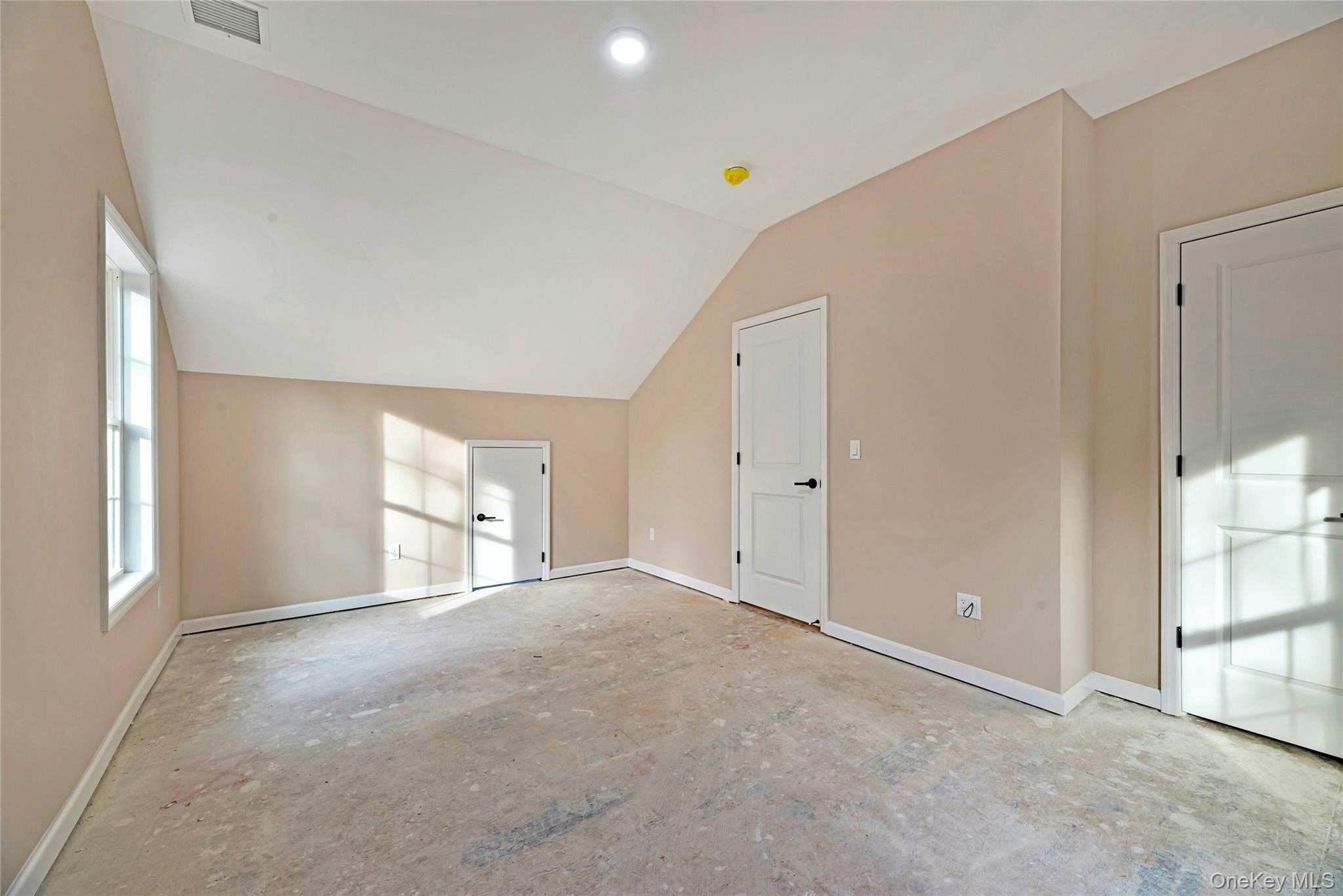 #14 photo, 487 NEIGHBORHOOD ROAD, 롱 아일랜드 Shirley , NY 11967