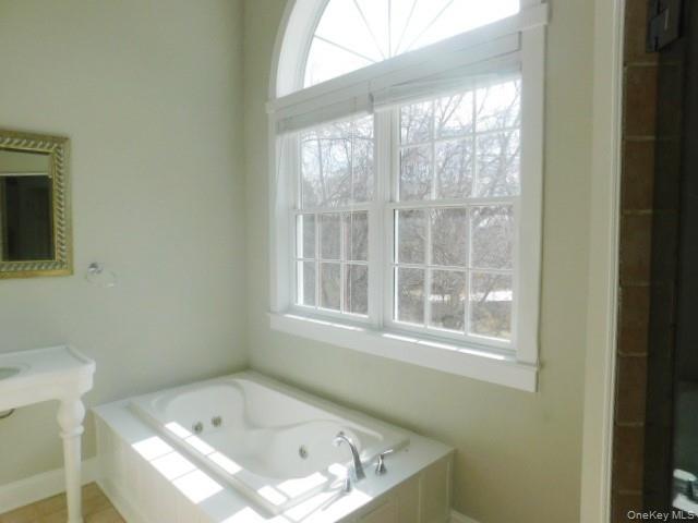 #13 photo, 1231 crestward, Shrub Oak , NY 10588