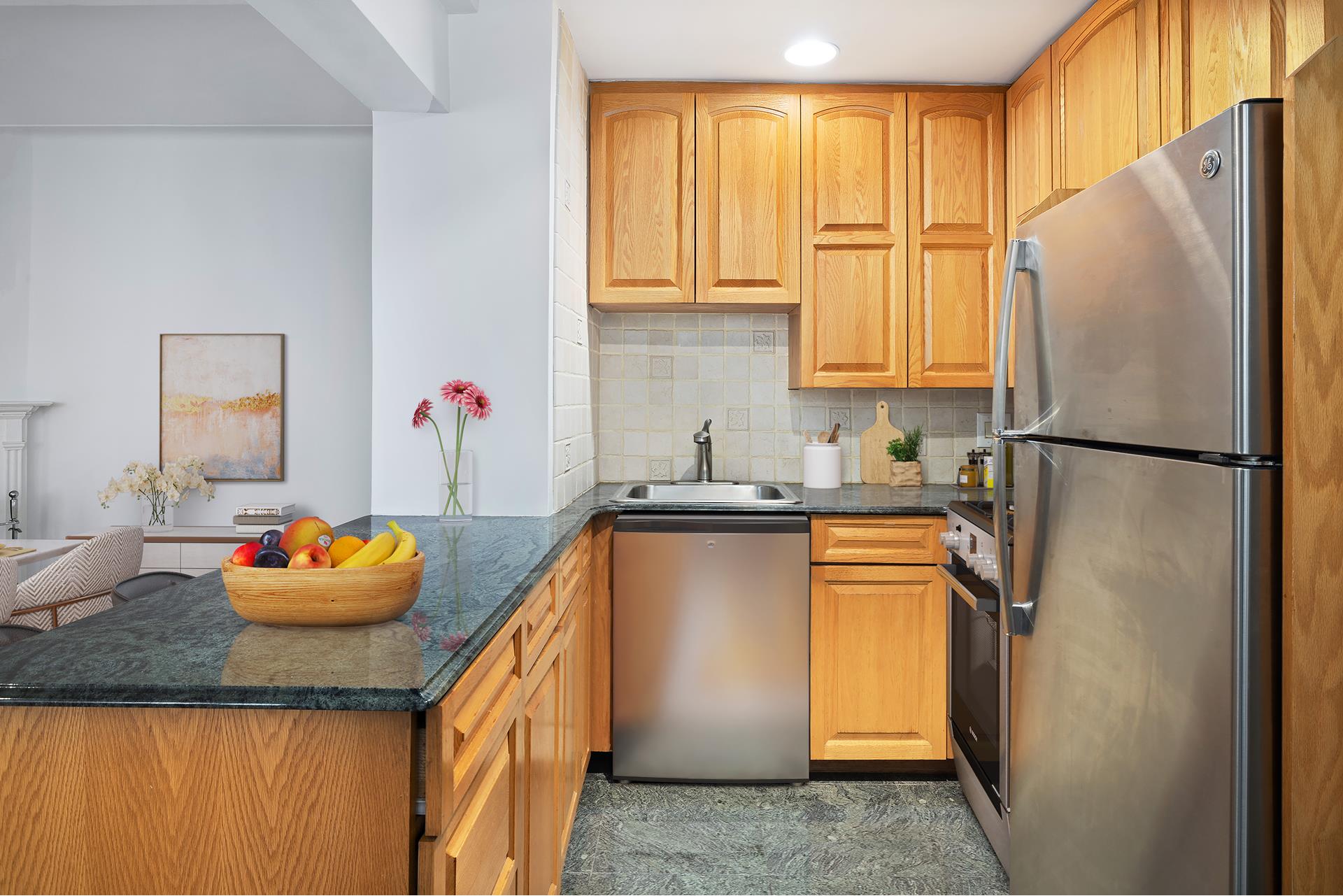 #4 photo, 235 E 22ND Street, マンハッタン Gramercy Park , NY 10010