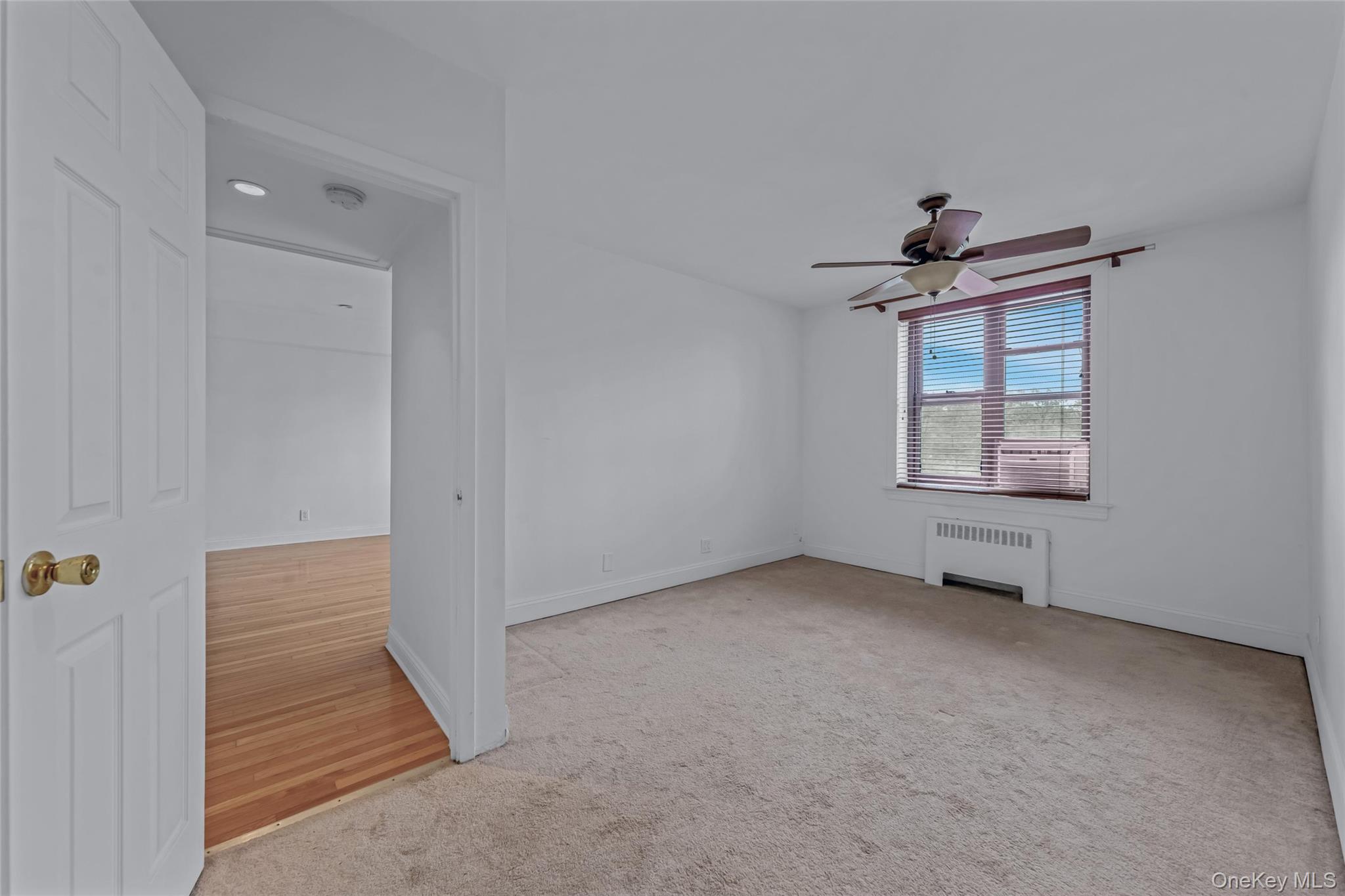 #8 photo, 15 Canterbury Road, ナッソー郡 Great Neck , NY 11021