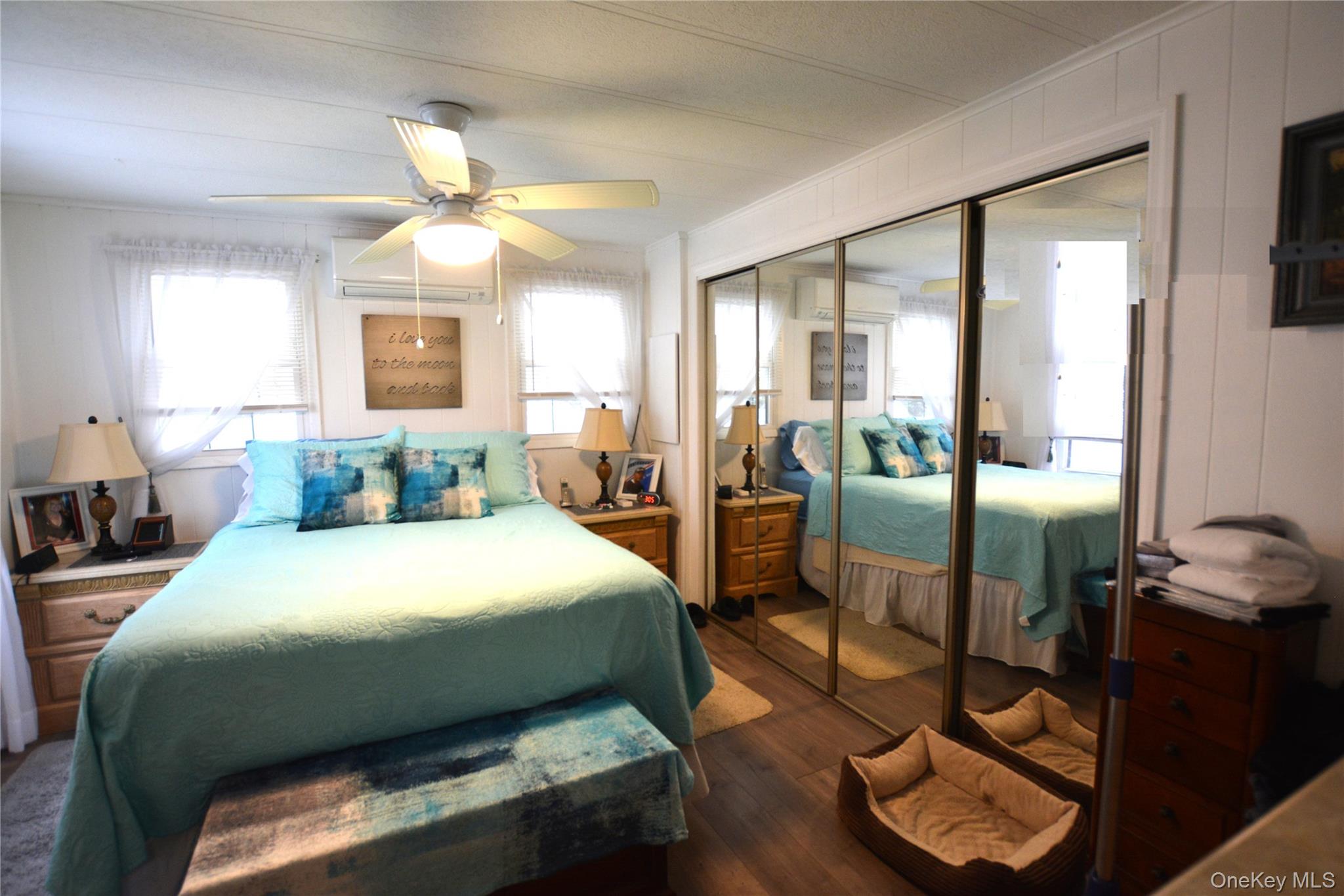 #11 photo, 77 Village Circle W, サフォーク郡 Manorville , NY 11949