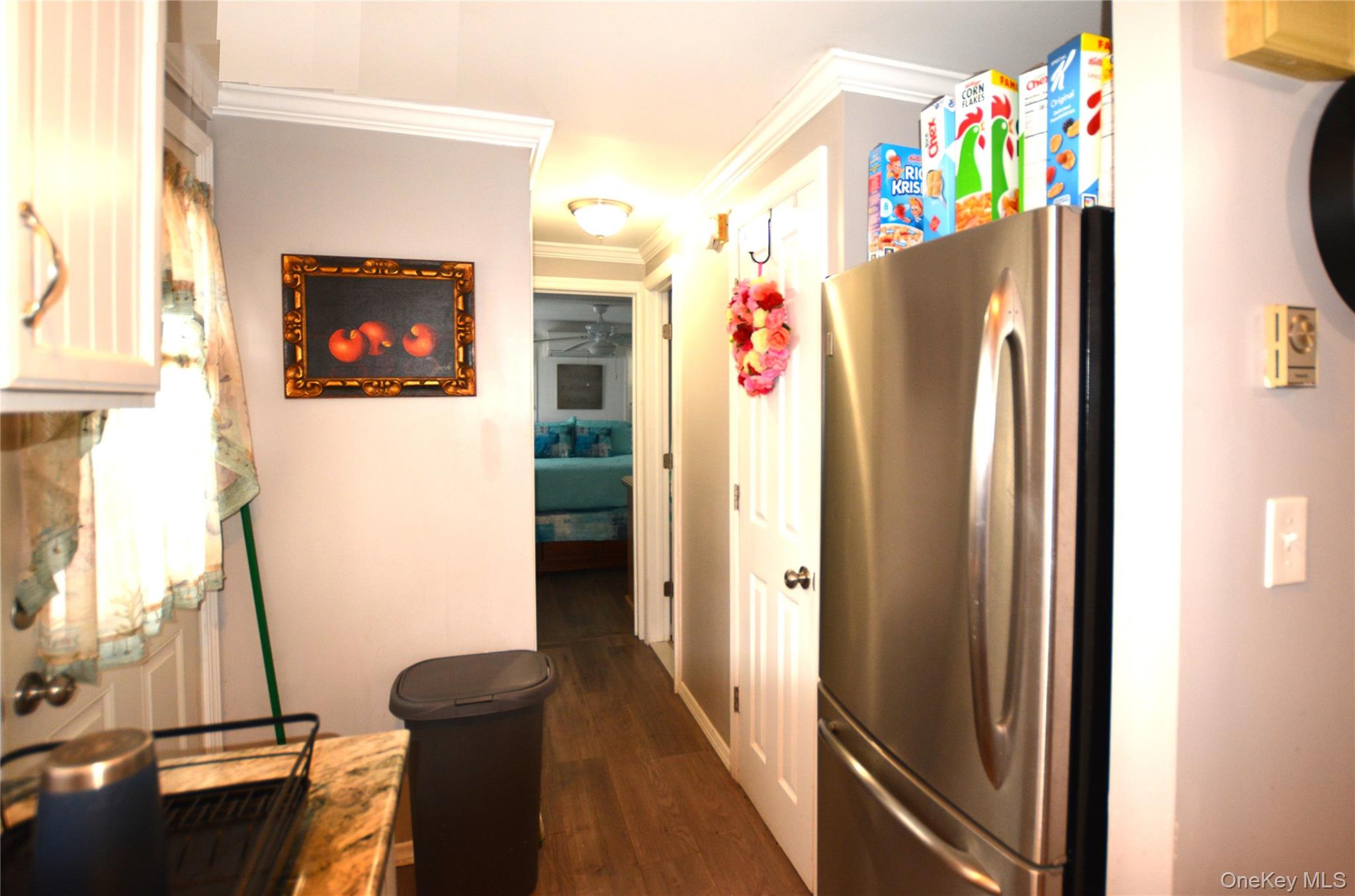 #8 photo, 77 Village Circle W, サフォーク郡 Manorville , NY 11949